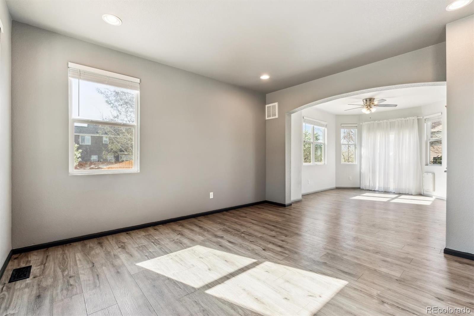 MLS Image #4 for 735  stonehaven street,dacono, Colorado