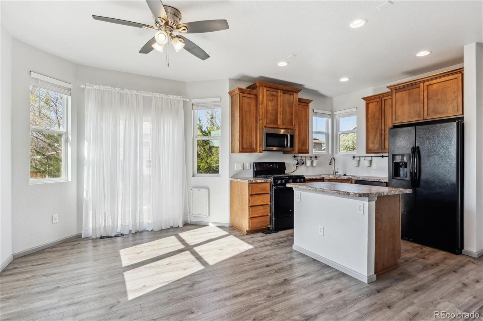 MLS Image #6 for 735  stonehaven street,dacono, Colorado