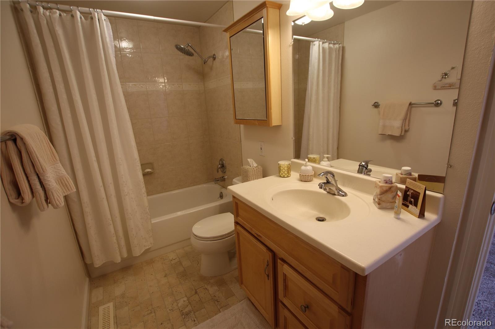 MLS Image #26 for 7705 s curtice way,littleton, Colorado