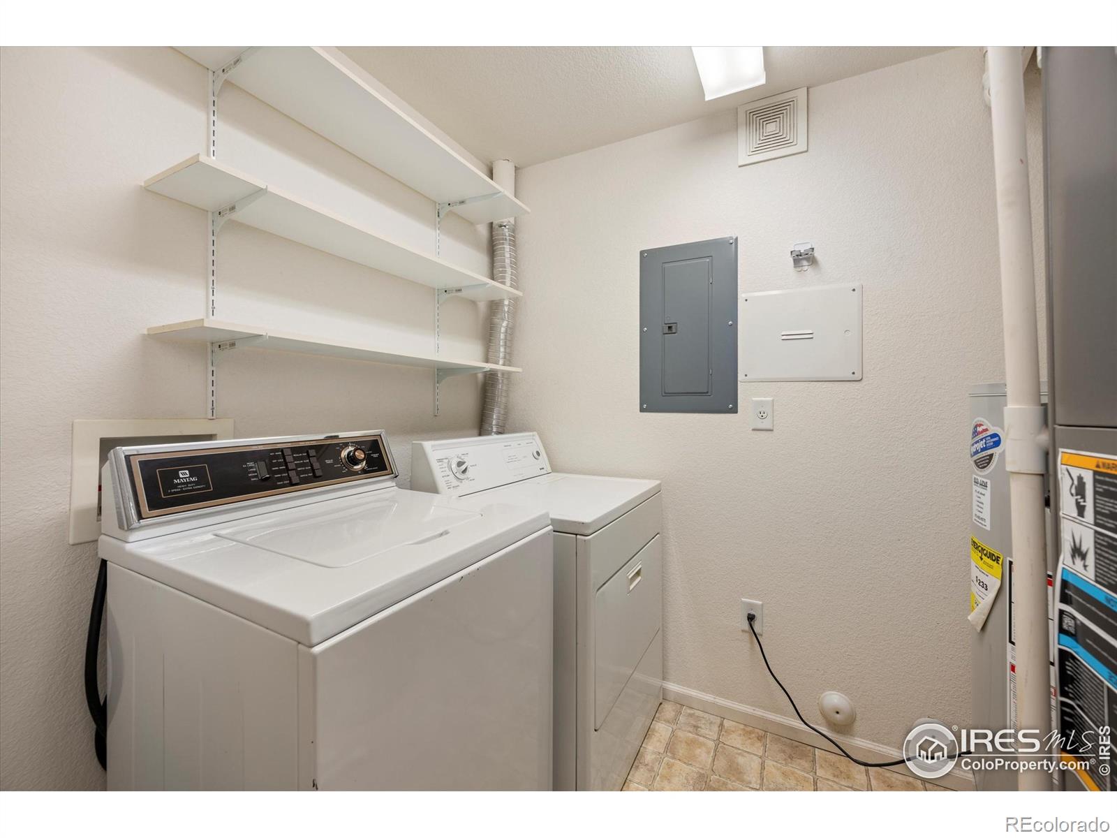 MLS Image #20 for 1921  grays peak drive,loveland, Colorado