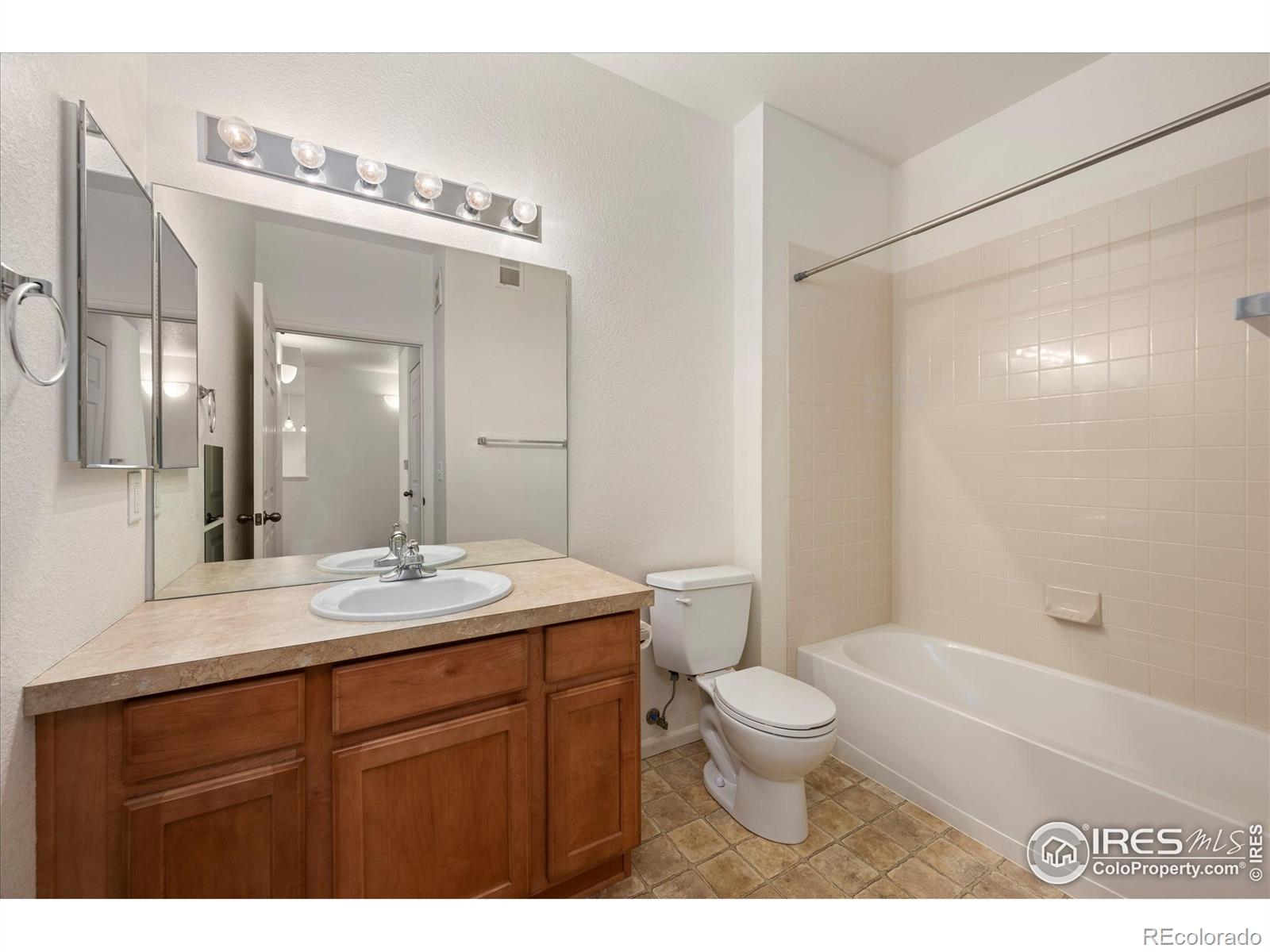 MLS Image #23 for 1921  grays peak drive,loveland, Colorado