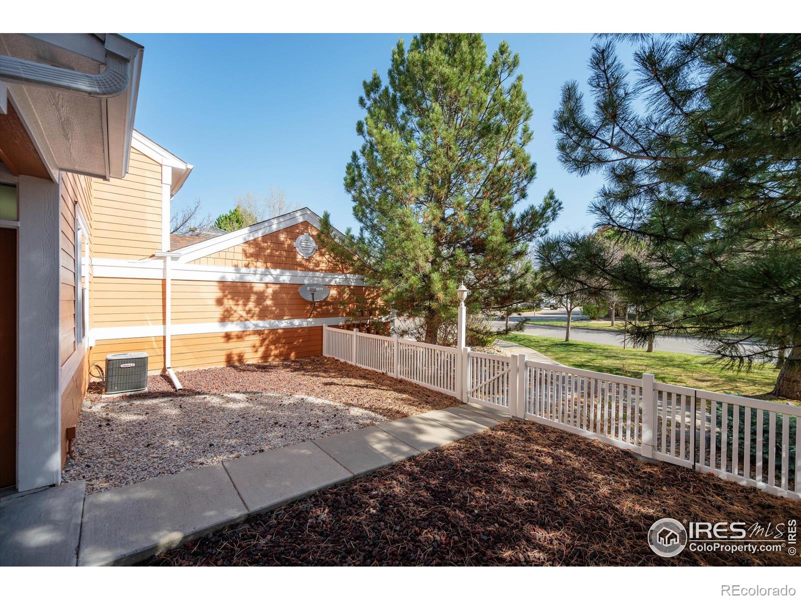 MLS Image #4 for 1921  grays peak drive,loveland, Colorado