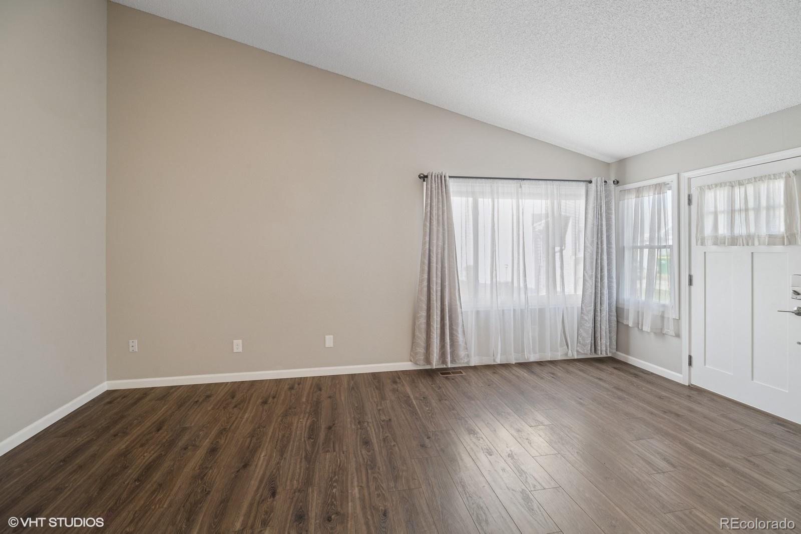 MLS Image #3 for 4762 s clay court,englewood, Colorado