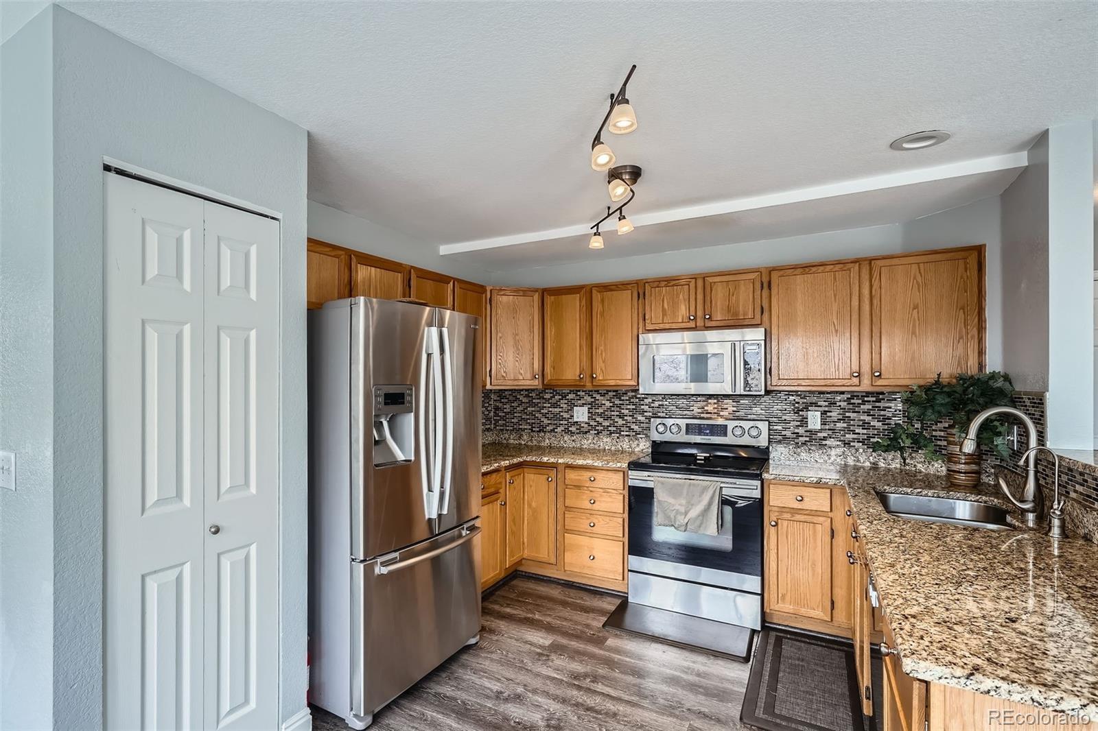 MLS Image #6 for 6530 s tabor street,littleton, Colorado