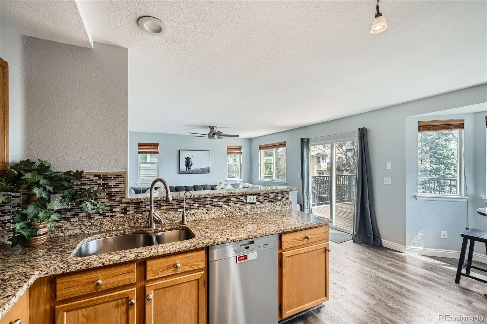 MLS Image #7 for 6530 s tabor street,littleton, Colorado