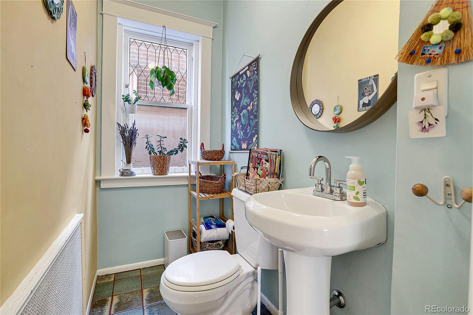 MLS Image #14 for 161 s pearl street,denver, Colorado