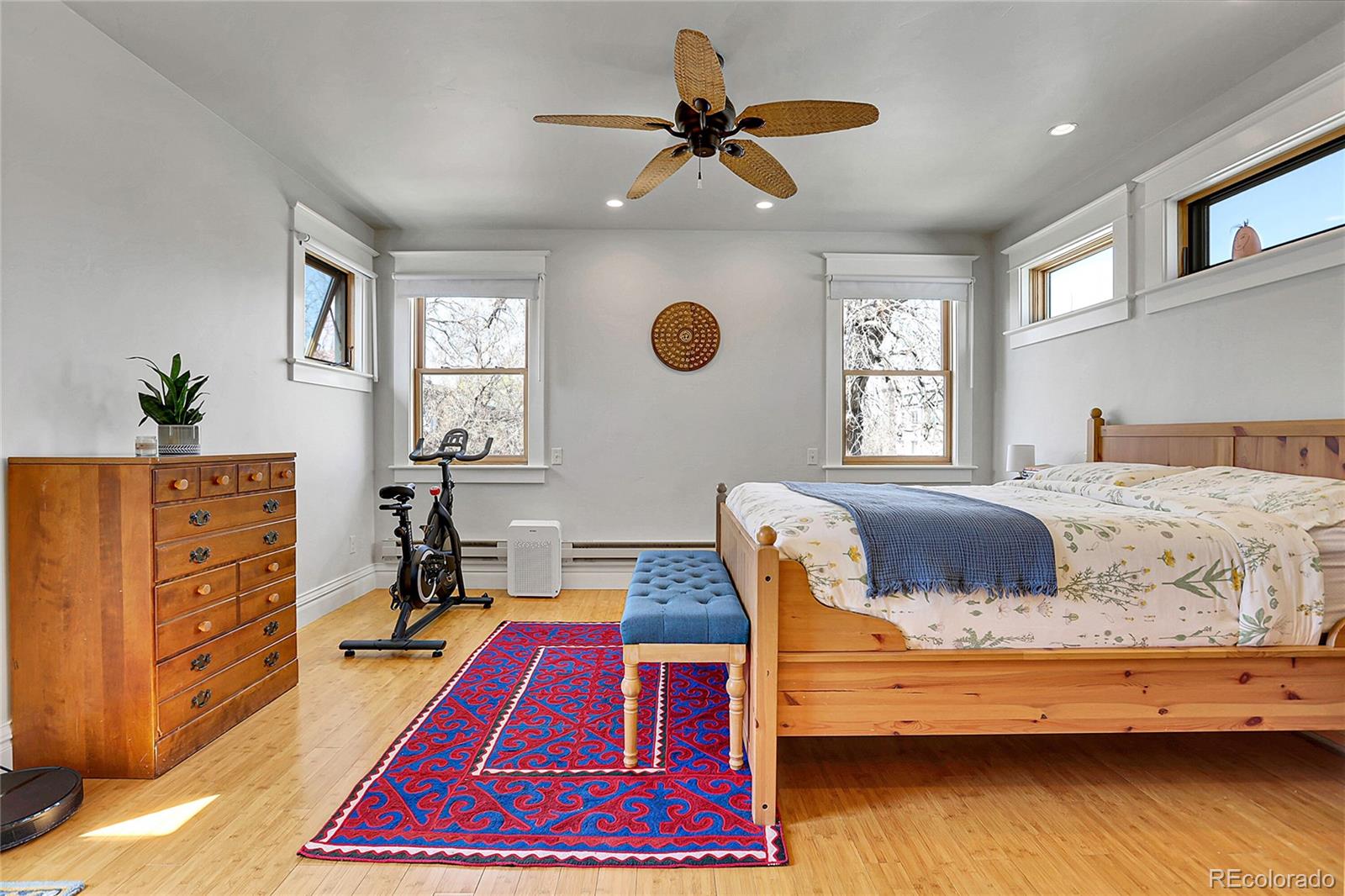 MLS Image #27 for 161 s pearl street,denver, Colorado