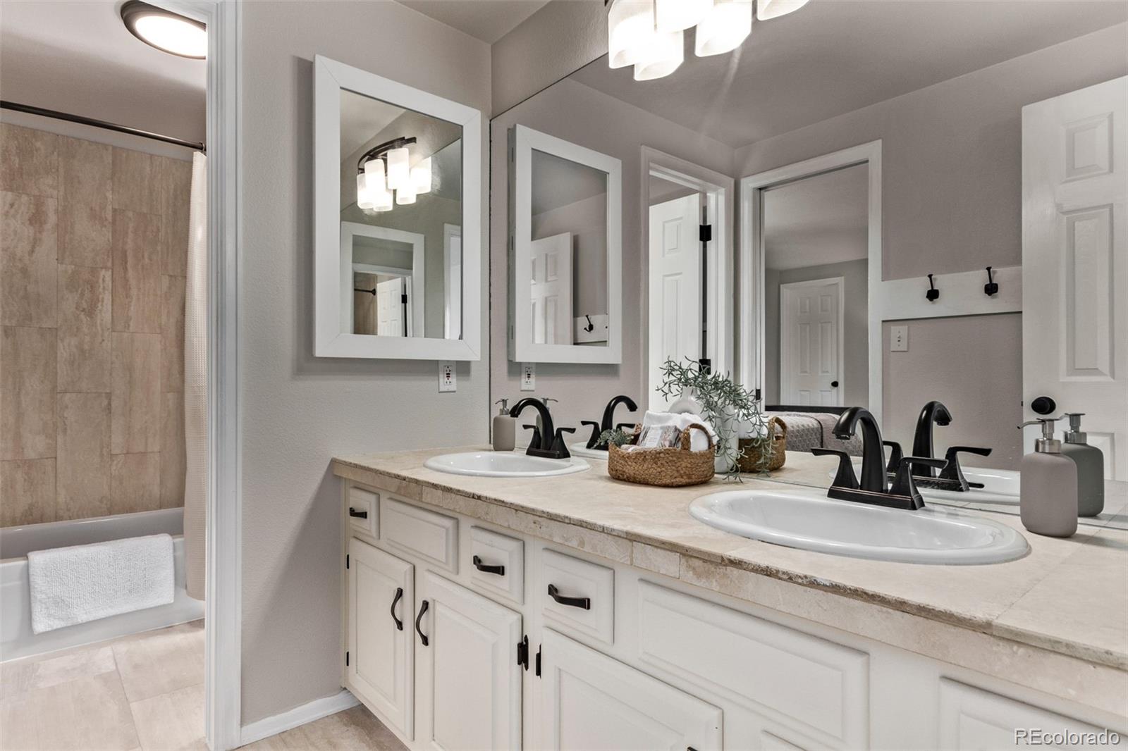MLS Image #29 for 1935  mountain laurel circle,highlands ranch, Colorado