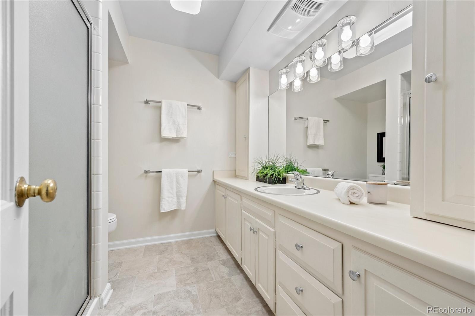 MLS Image #18 for 3942 e evans avenue ,denver, Colorado