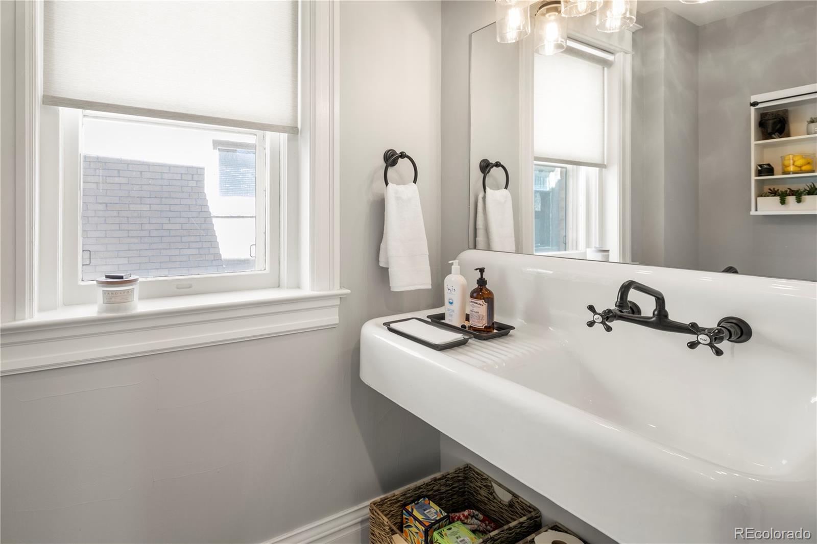 MLS Image #14 for 1265  saint paul street,denver, Colorado