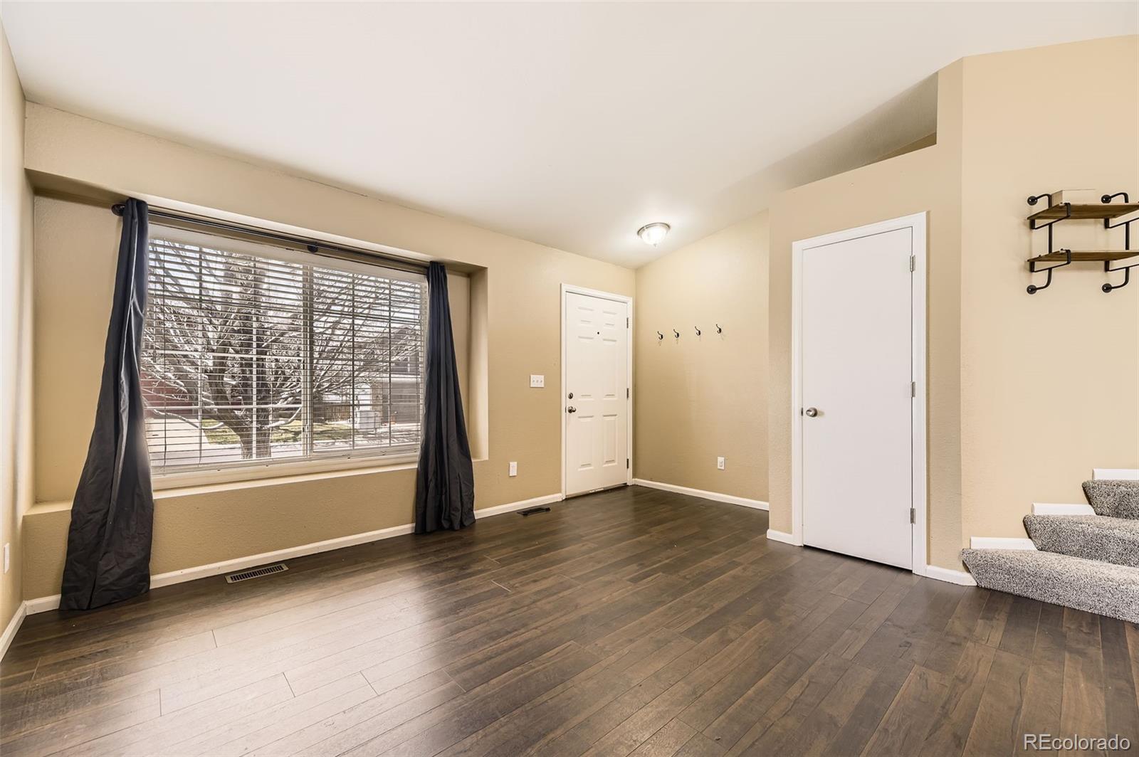 MLS Image #5 for 11302  tumbleweed way,parker, Colorado