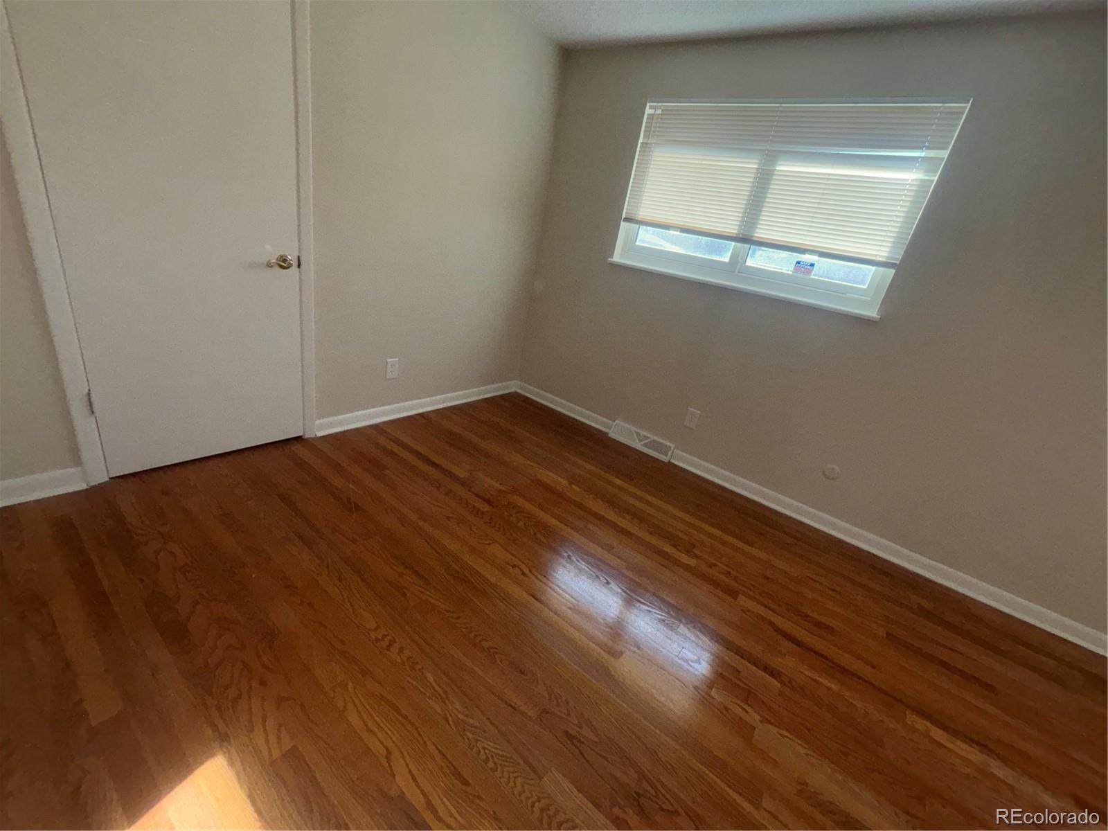 MLS Image #13 for 12457 e virginia place,aurora, Colorado