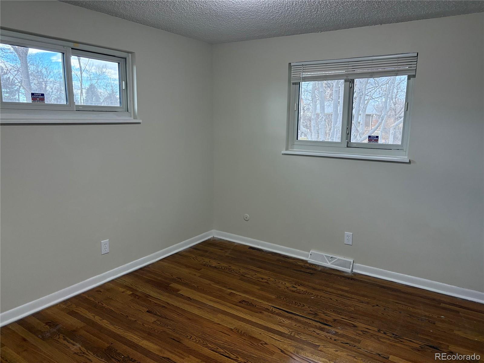 MLS Image #15 for 12457 e virginia place,aurora, Colorado