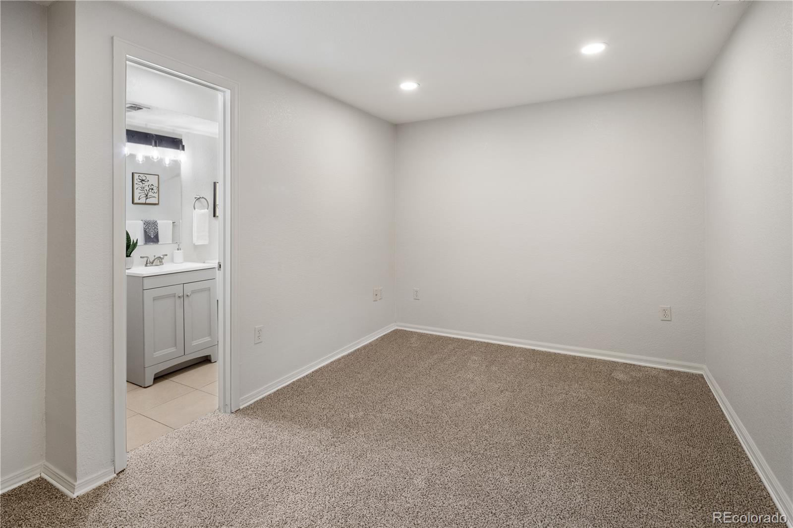 MLS Image #28 for 63  perry street,denver, Colorado
