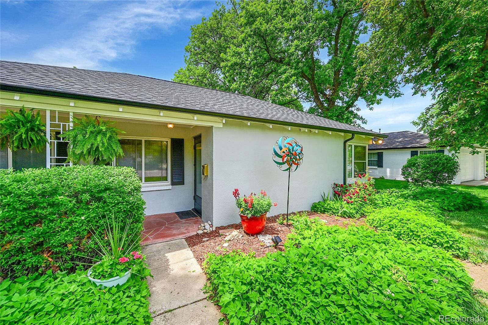 MLS Image #2 for 1935  oneida street,denver, Colorado