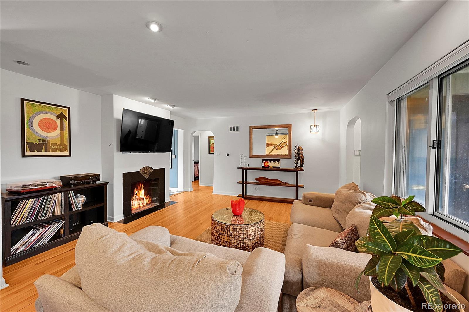 MLS Image #6 for 1935  oneida street,denver, Colorado