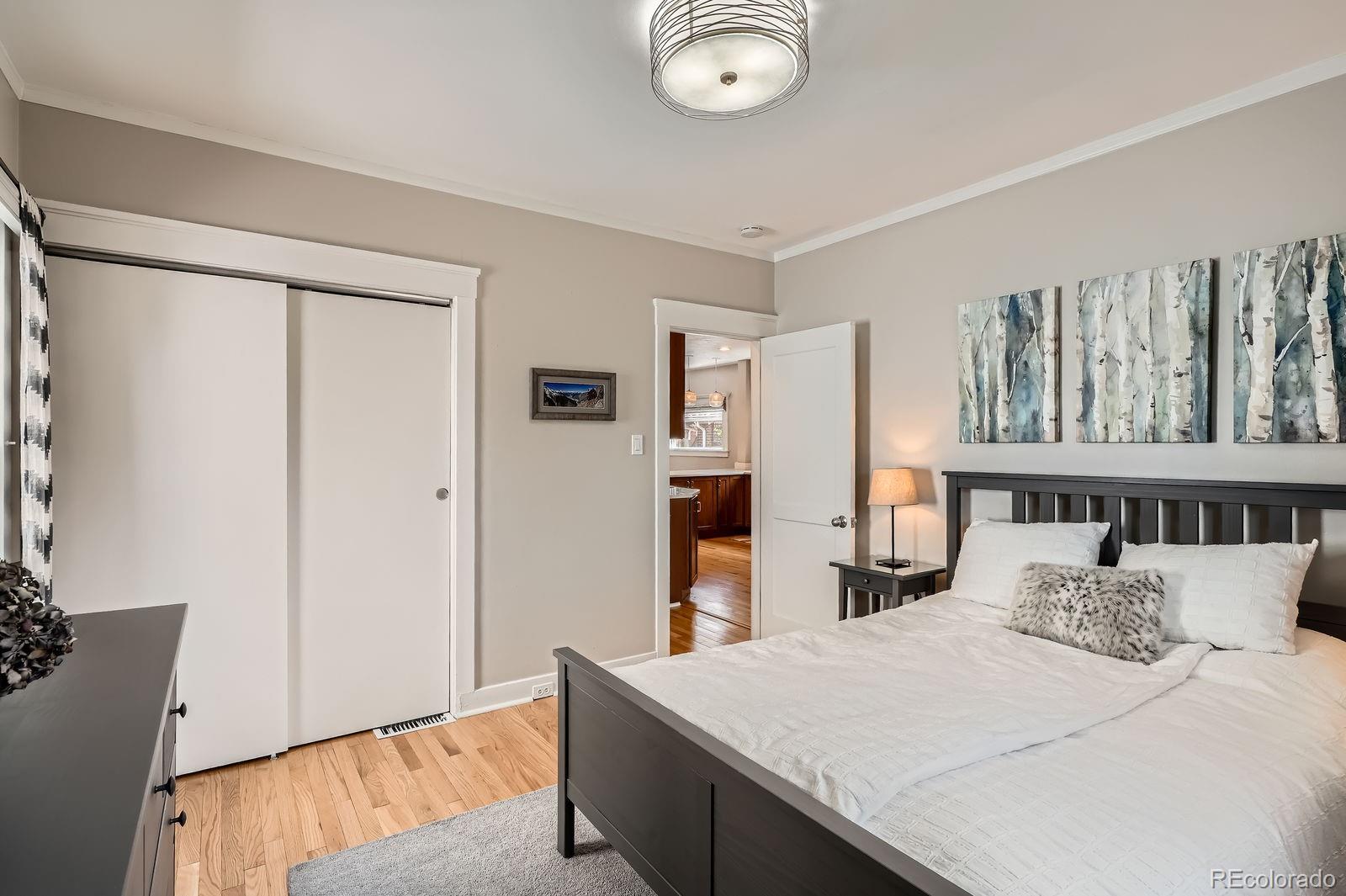MLS Image #14 for 1023 s high street,denver, Colorado