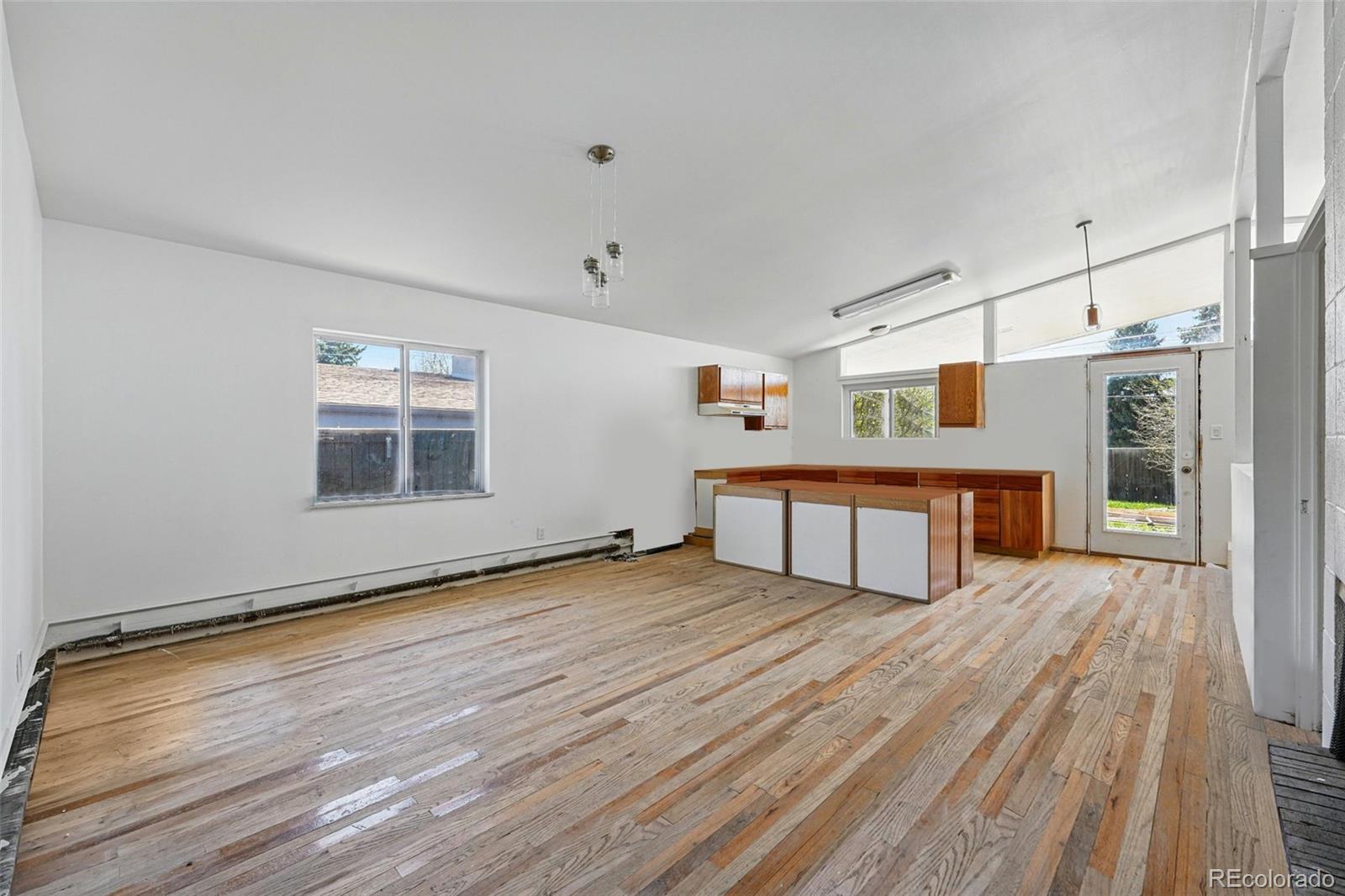 MLS Image #7 for 1573 s dexter way,denver, Colorado