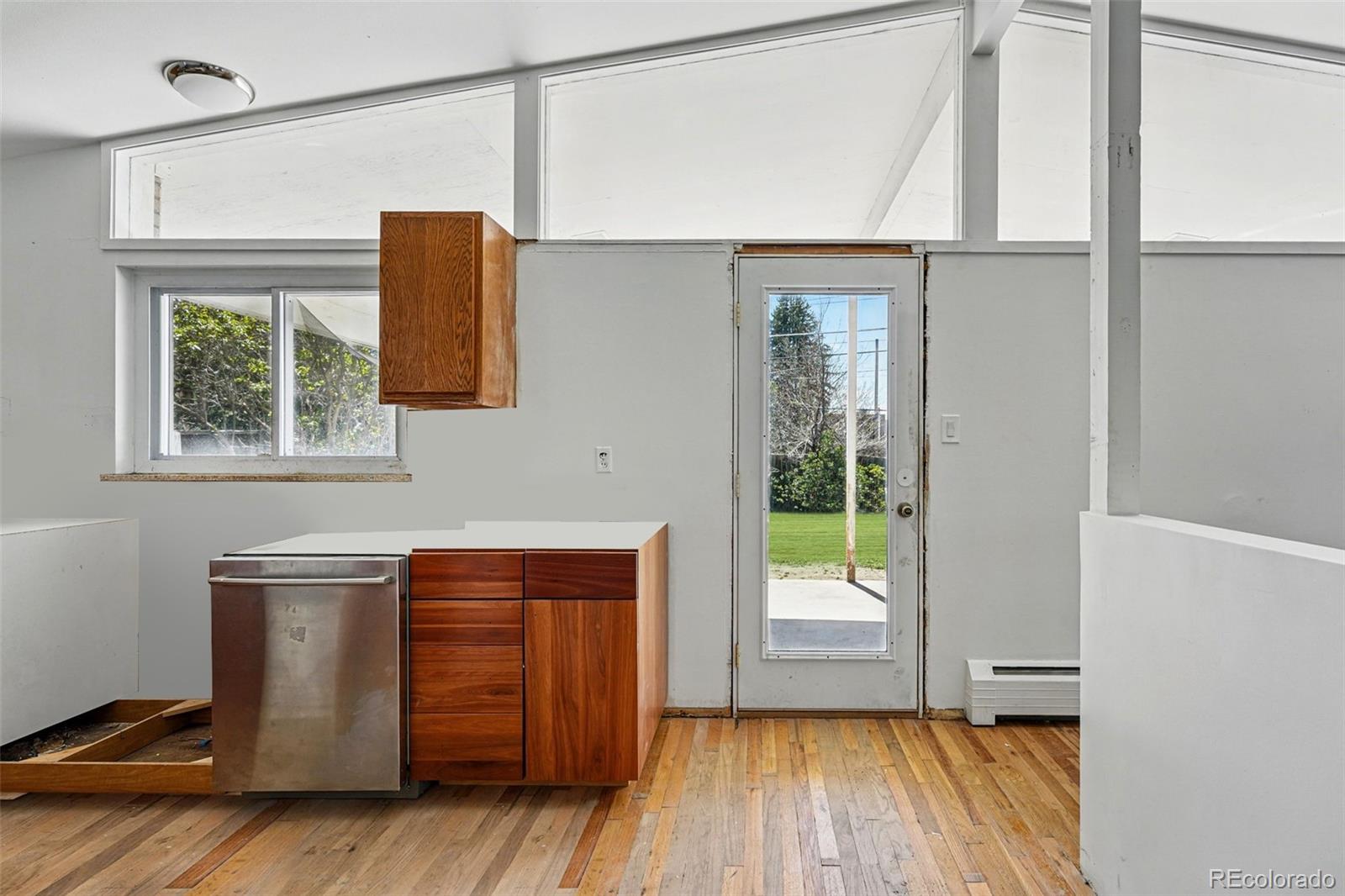 MLS Image #8 for 1573 s dexter way,denver, Colorado