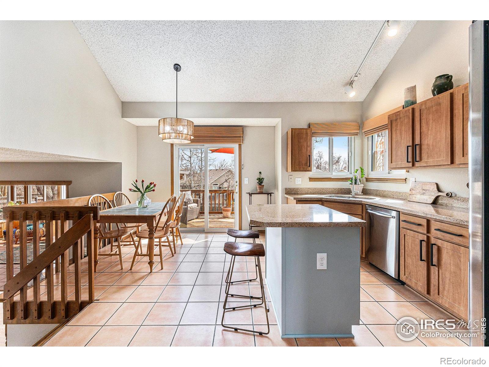 MLS Image #7 for 13080 w 61st circle,arvada, Colorado