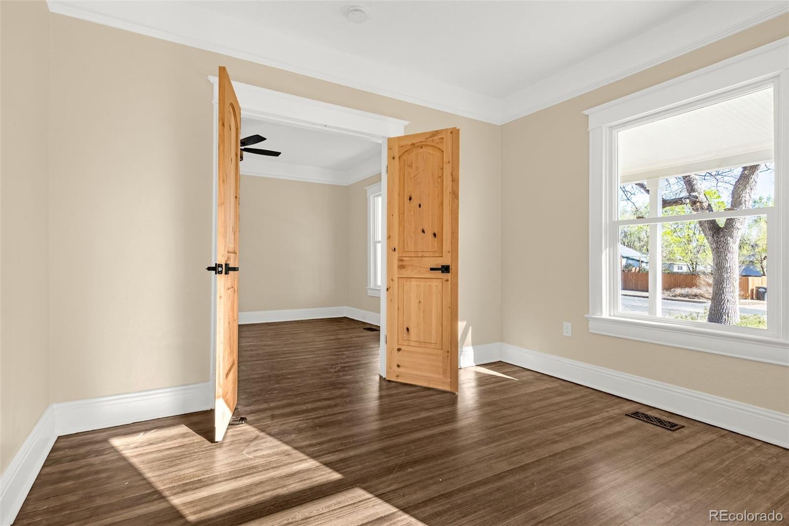 MLS Image #11 for 838 e dale street,colorado springs, Colorado