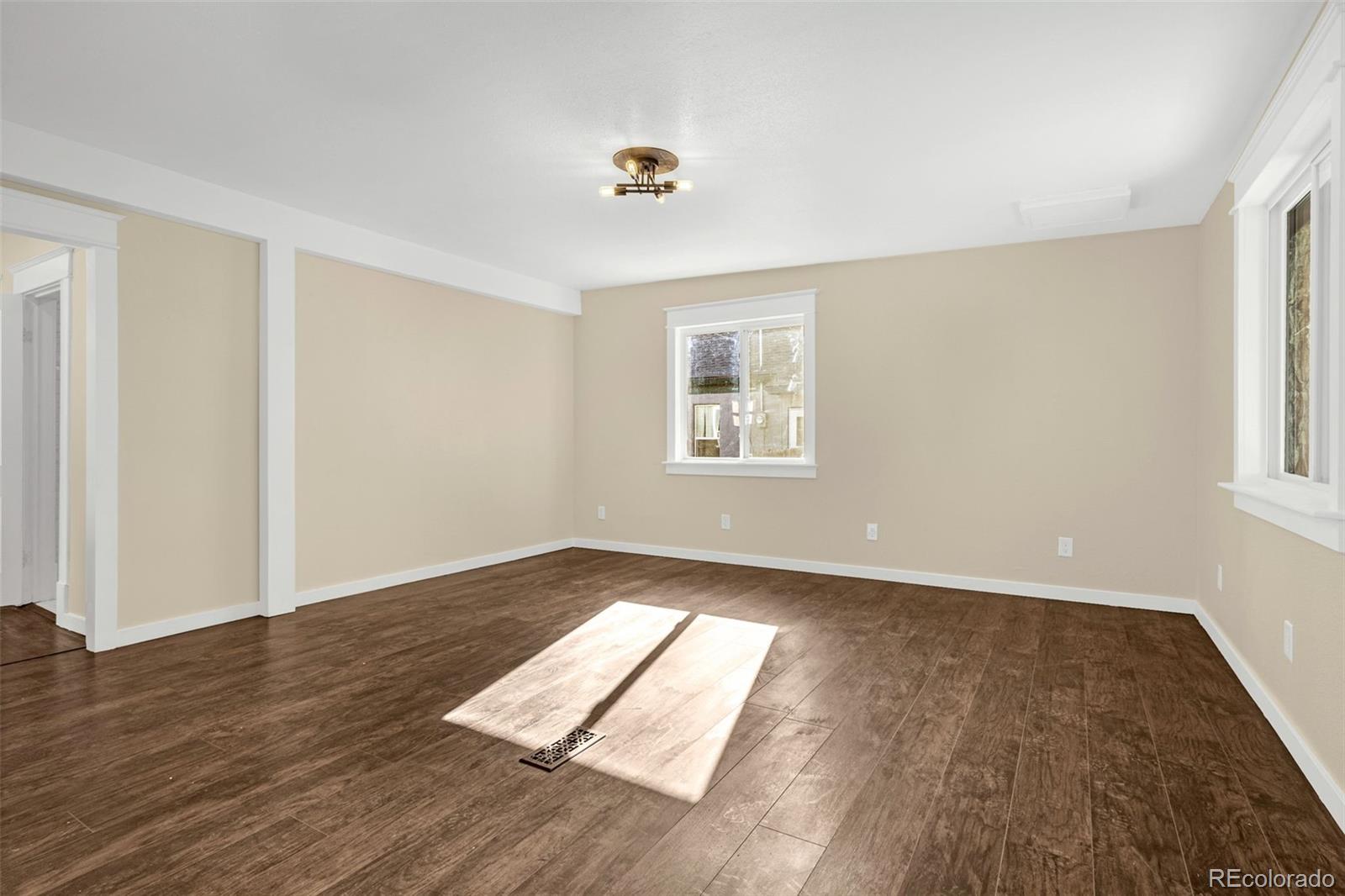 MLS Image #16 for 838 e dale street,colorado springs, Colorado