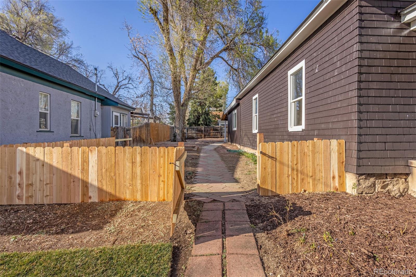 MLS Image #2 for 838 e dale street,colorado springs, Colorado