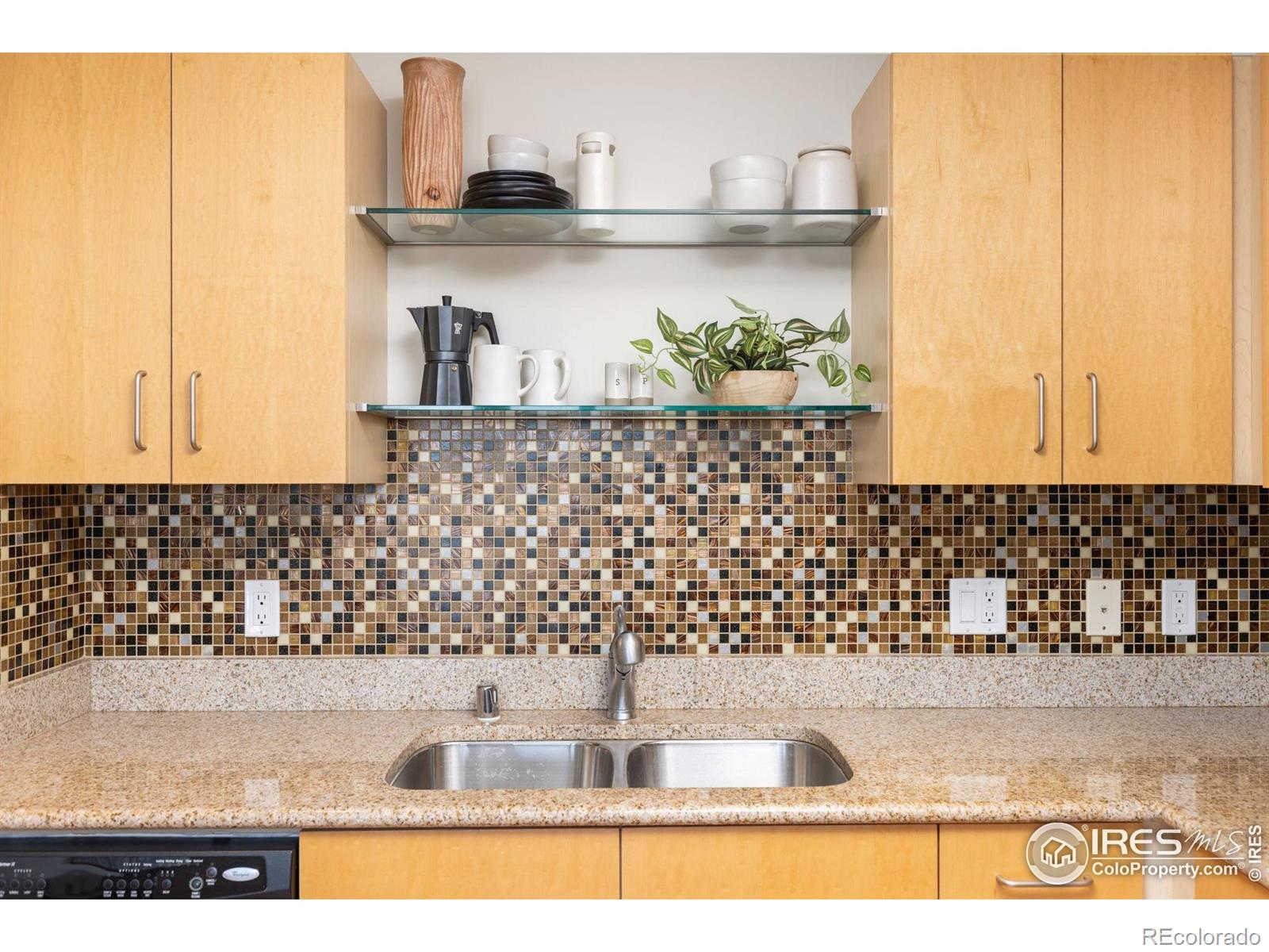 MLS Image #10 for 3601  arapahoe avenue,boulder, Colorado