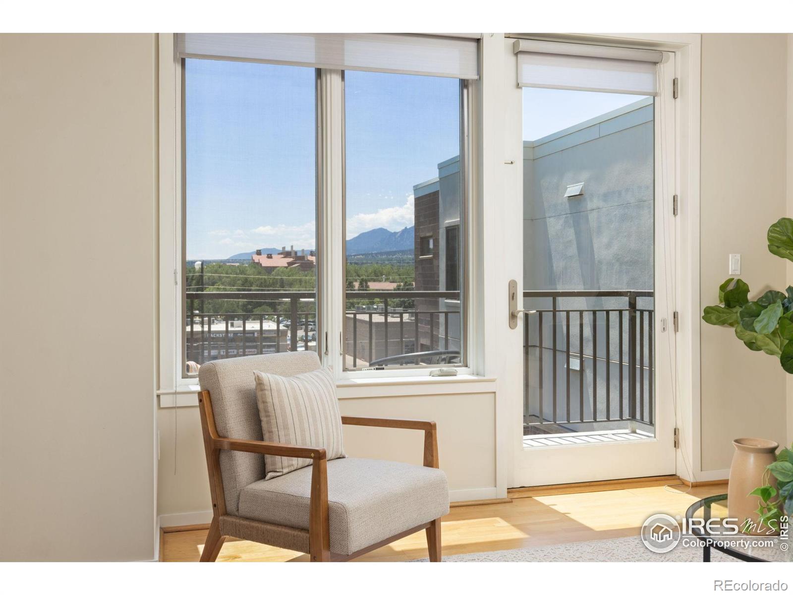 MLS Image #3 for 3601  arapahoe avenue,boulder, Colorado