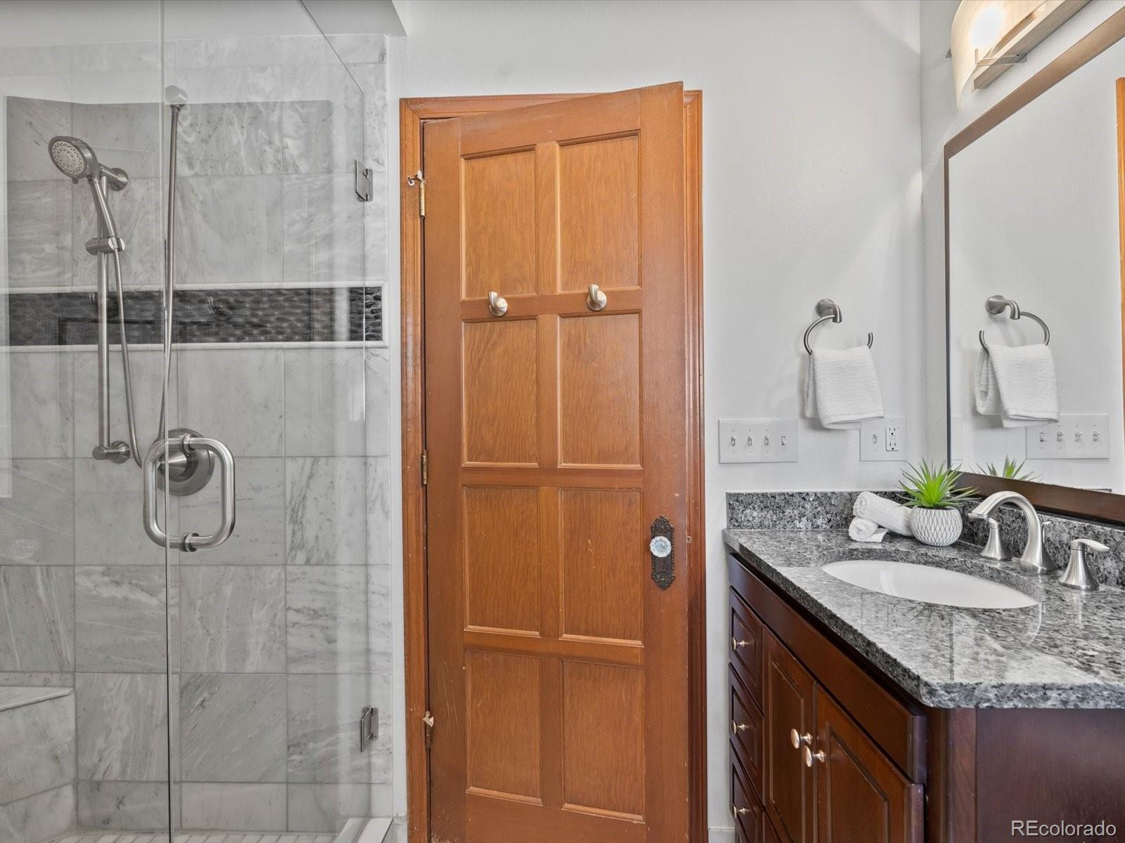 MLS Image #15 for 2535  leyden street,denver, Colorado