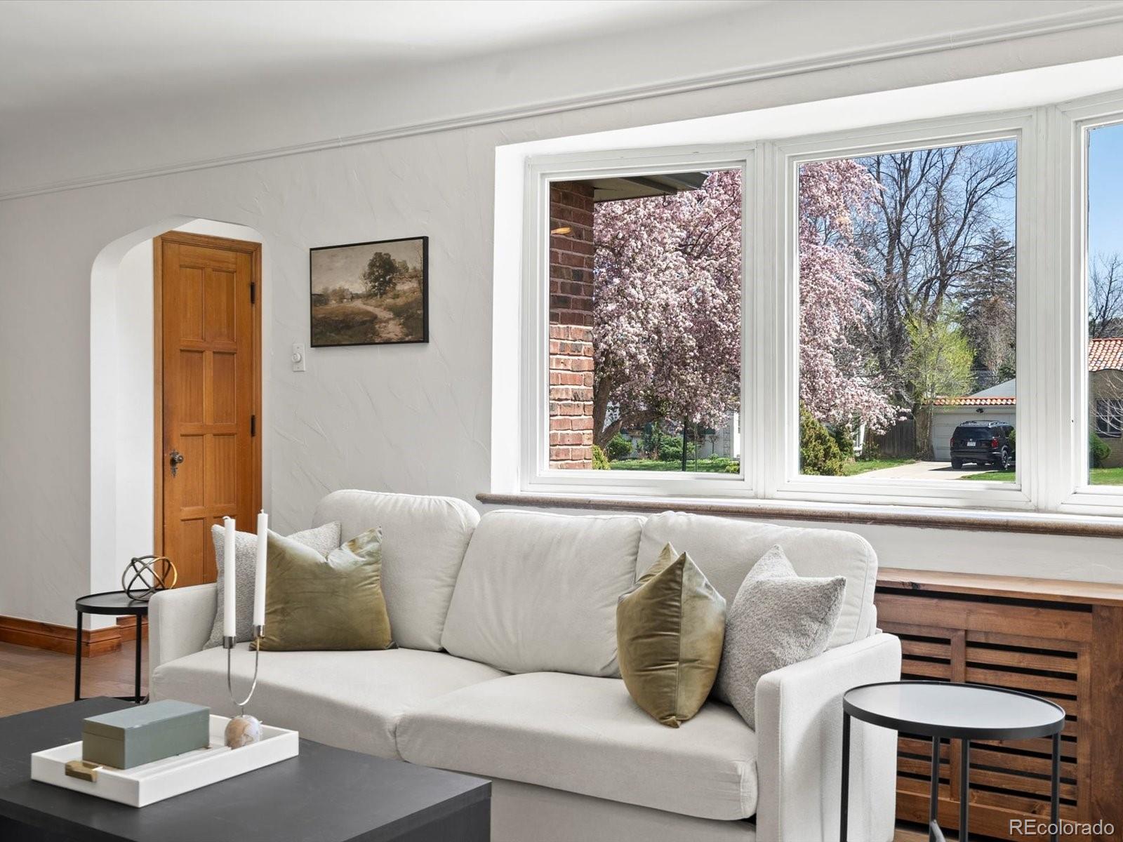 MLS Image #4 for 2535  leyden street,denver, Colorado