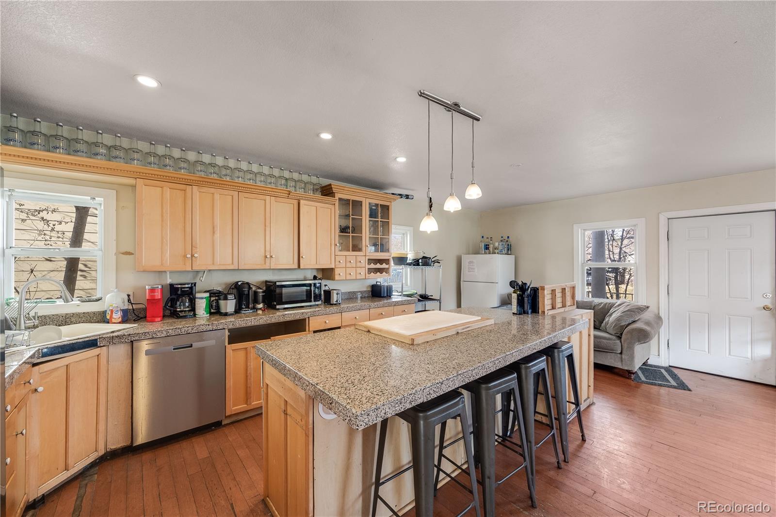 MLS Image #8 for 2047 s franklin street,denver, Colorado