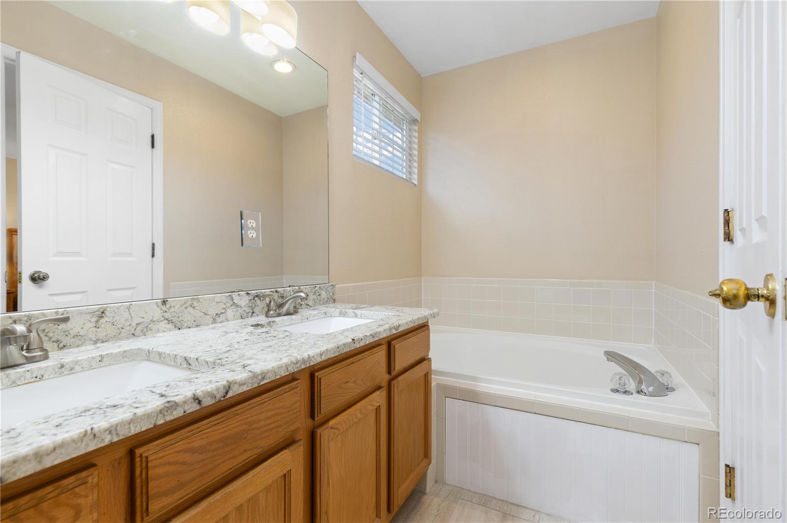 MLS Image #15 for 1018  mulberry lane,highlands ranch, Colorado