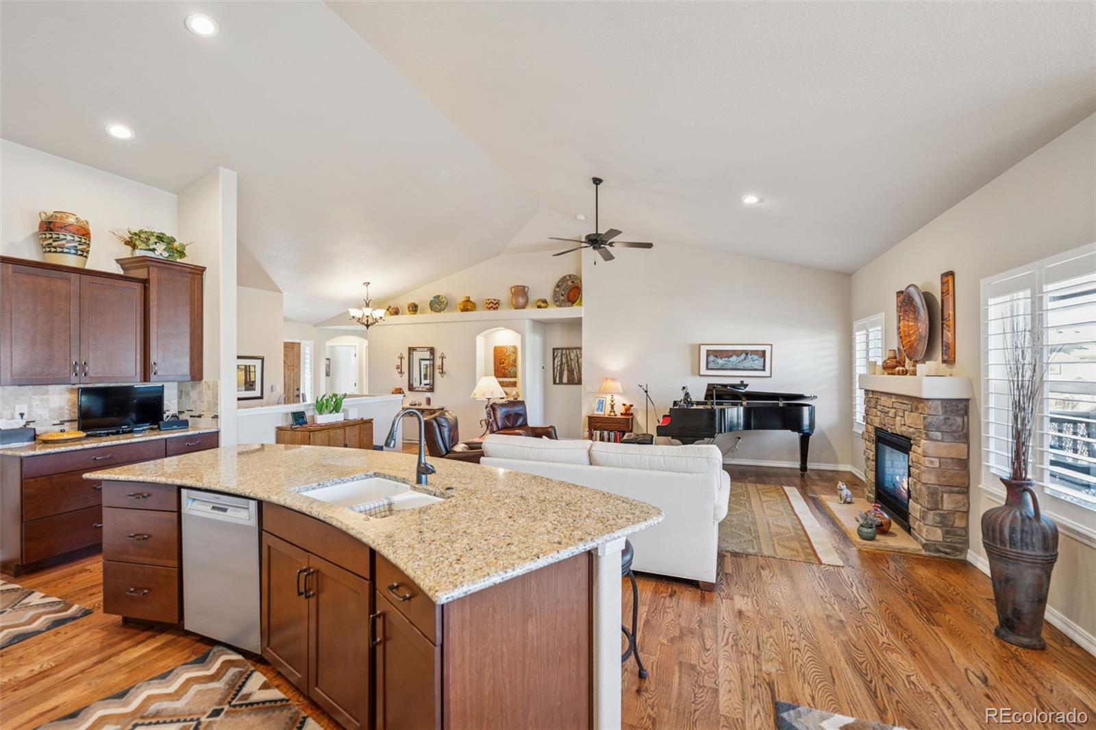 MLS Image #14 for 3060  kettle ridge drive,colorado springs, Colorado