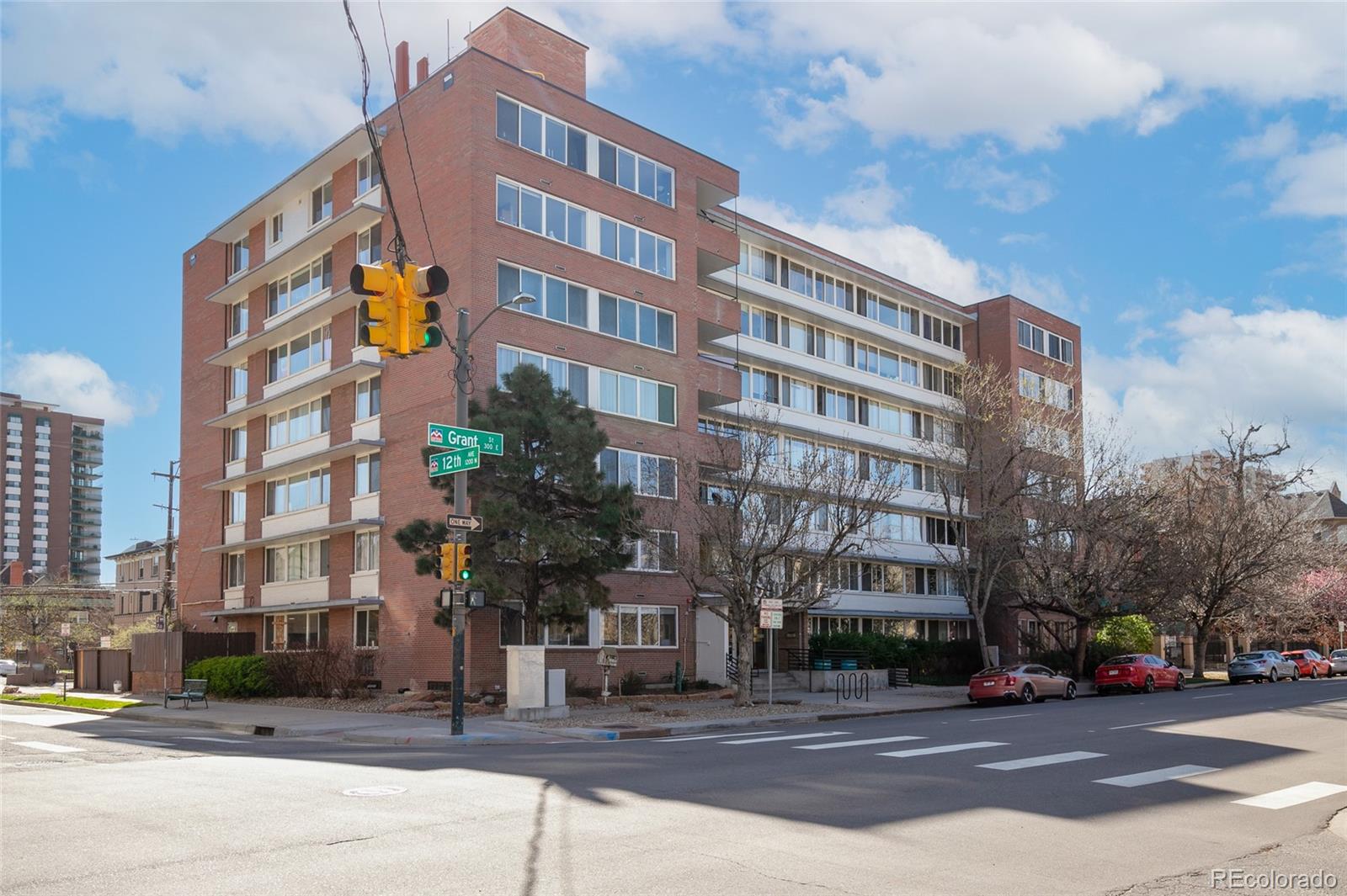 MLS Image #19 for 1196 n grant street 405,denver, Colorado