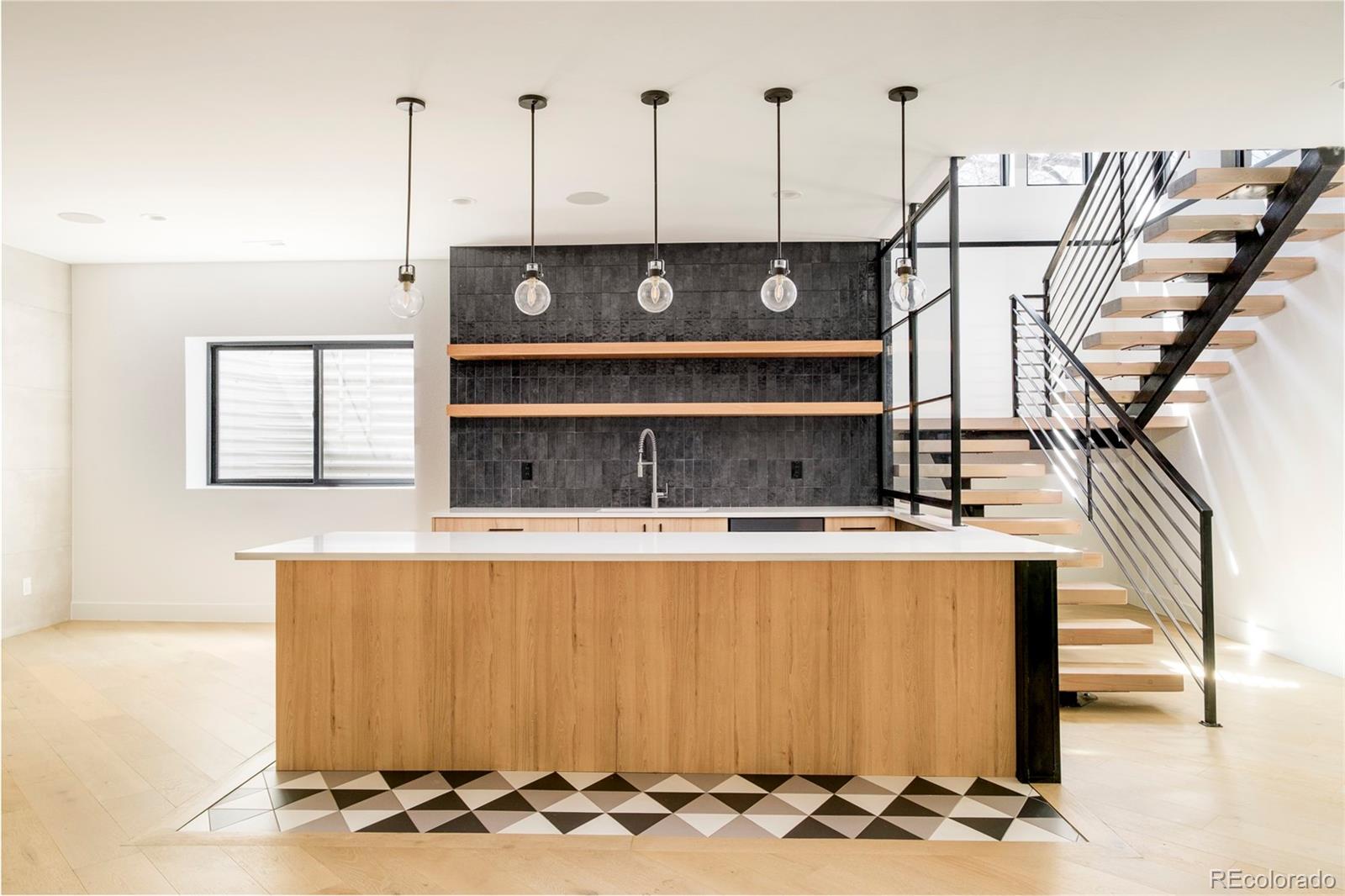 MLS Image #40 for 1190 s vine street,denver, Colorado