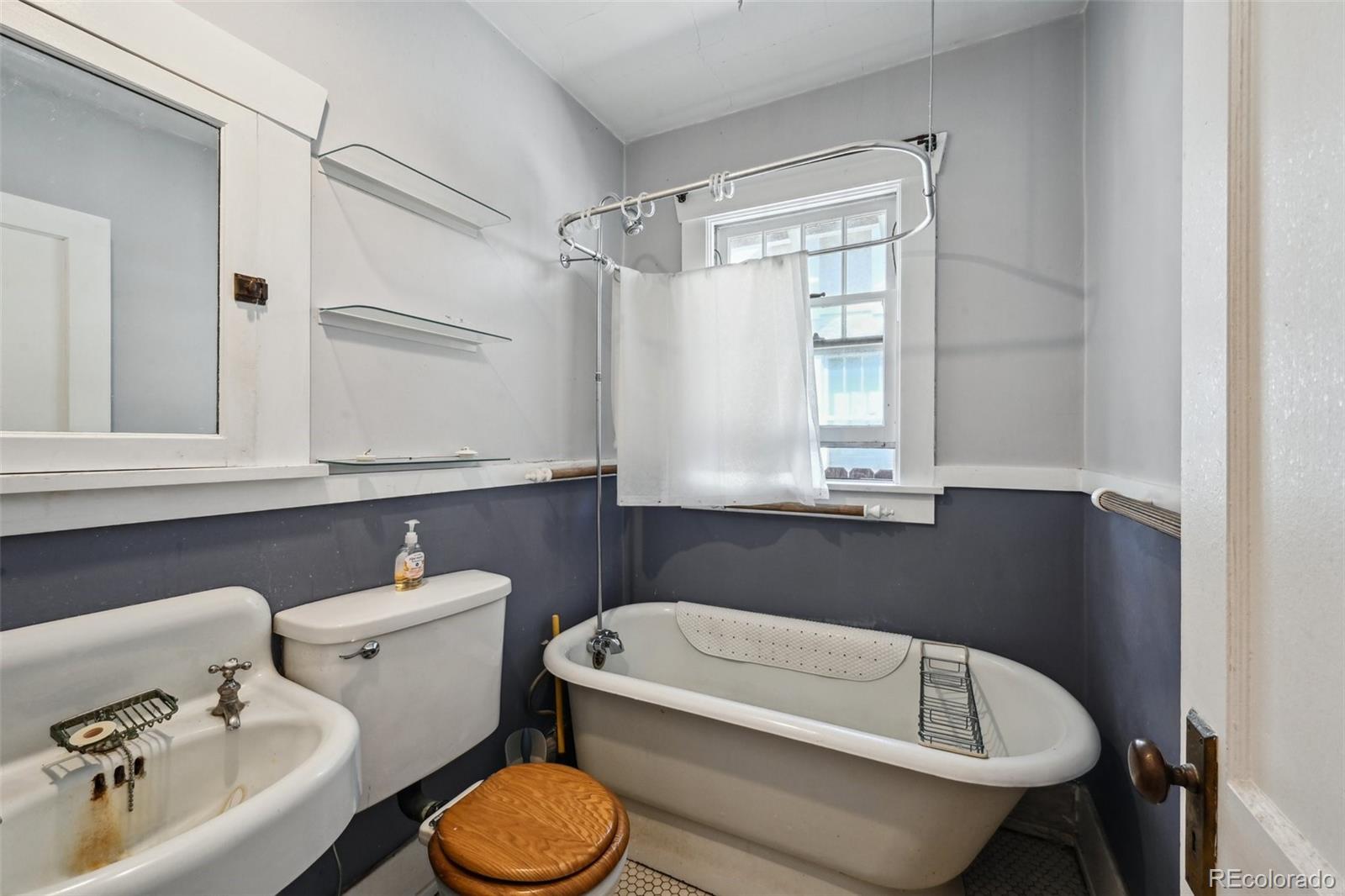 MLS Image #14 for 954  detroit street,denver, Colorado