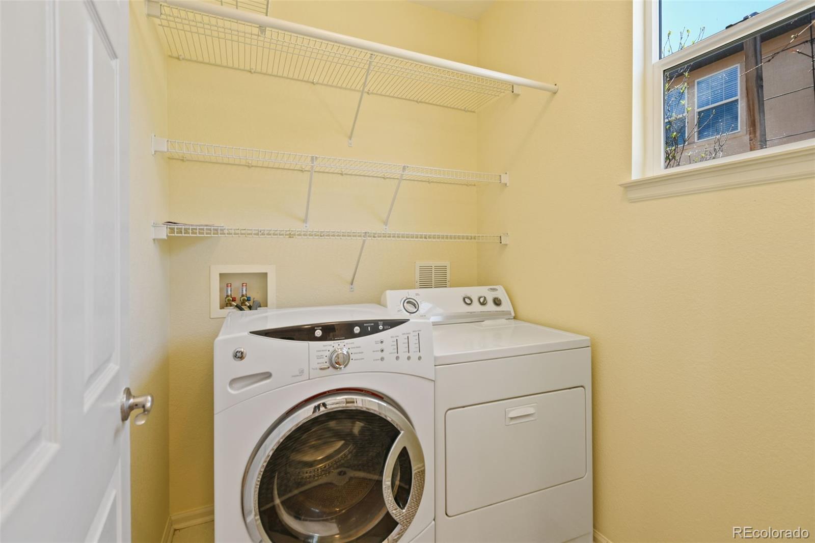 MLS Image #16 for 8335 e 22nd avenue,denver, Colorado