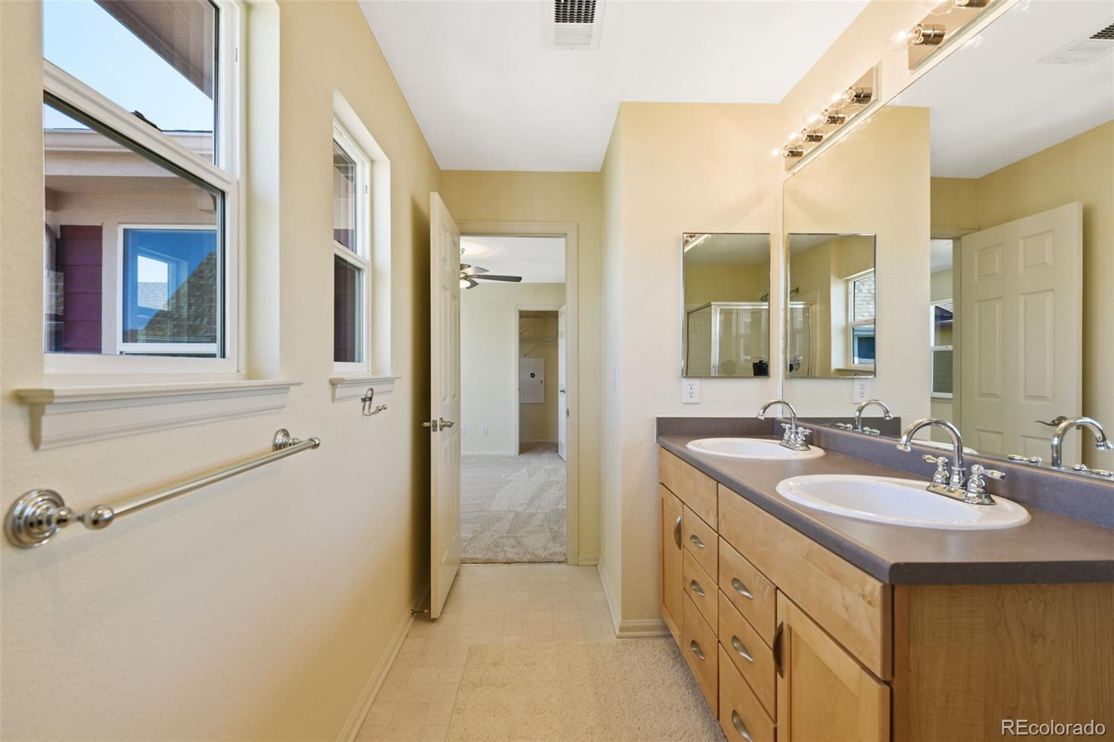 MLS Image #24 for 8335 e 22nd avenue,denver, Colorado
