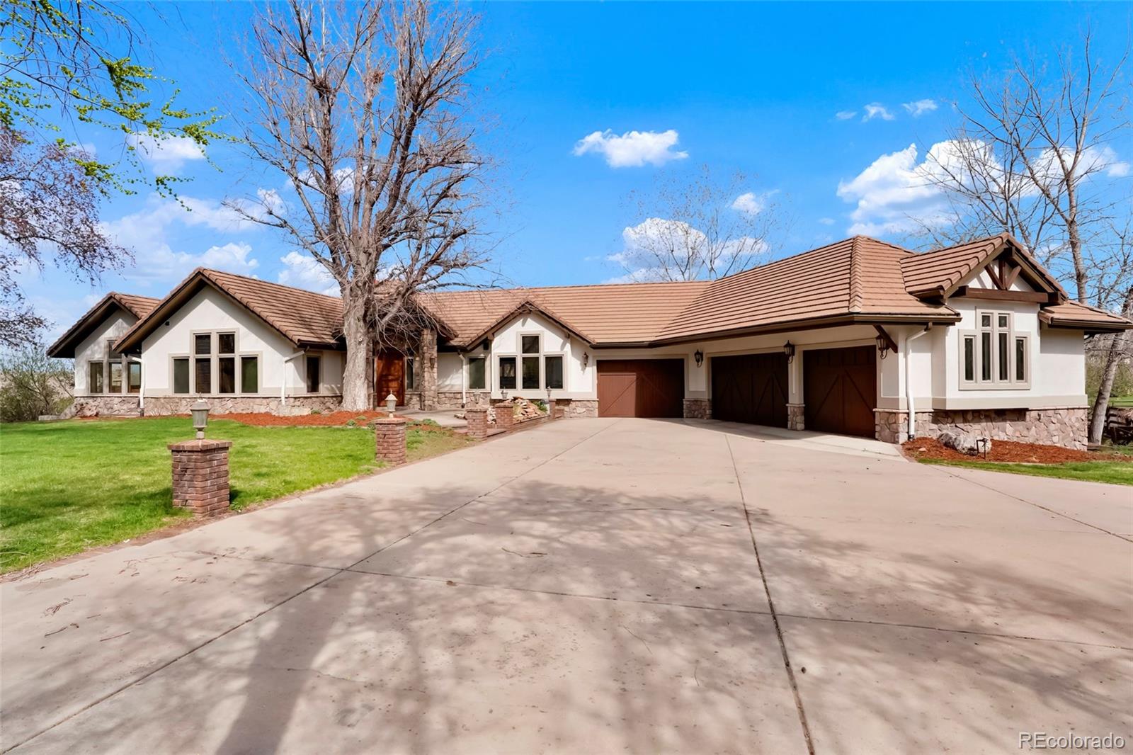 MLS Image #13 for 11489 w bear creek drive,lakewood, Colorado