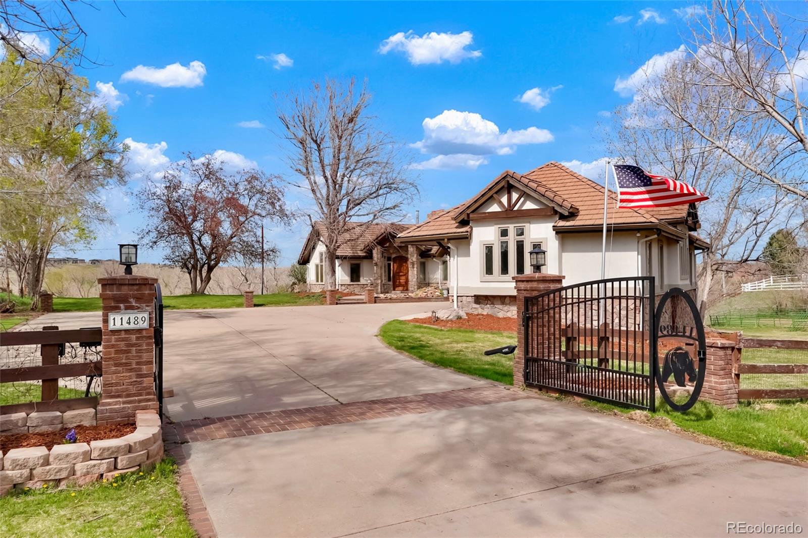 MLS Image #15 for 11489 w bear creek drive,lakewood, Colorado