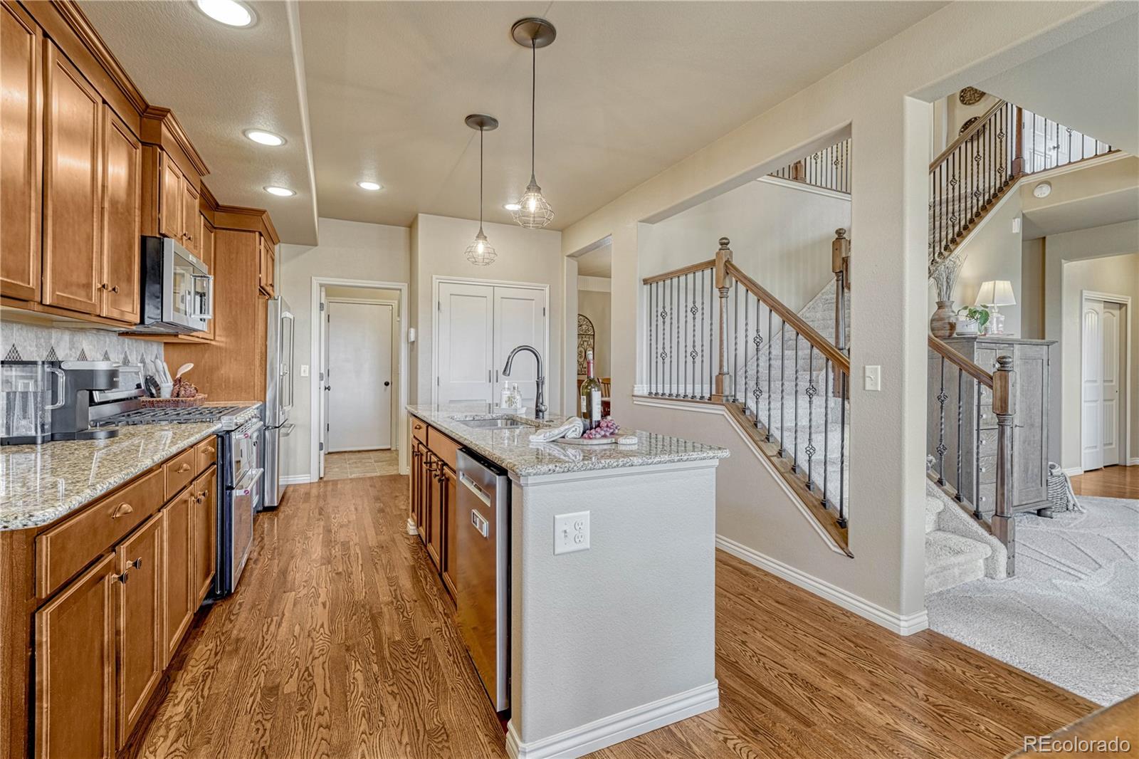 MLS Image #7 for 5361  gem lake court,colorado springs, Colorado