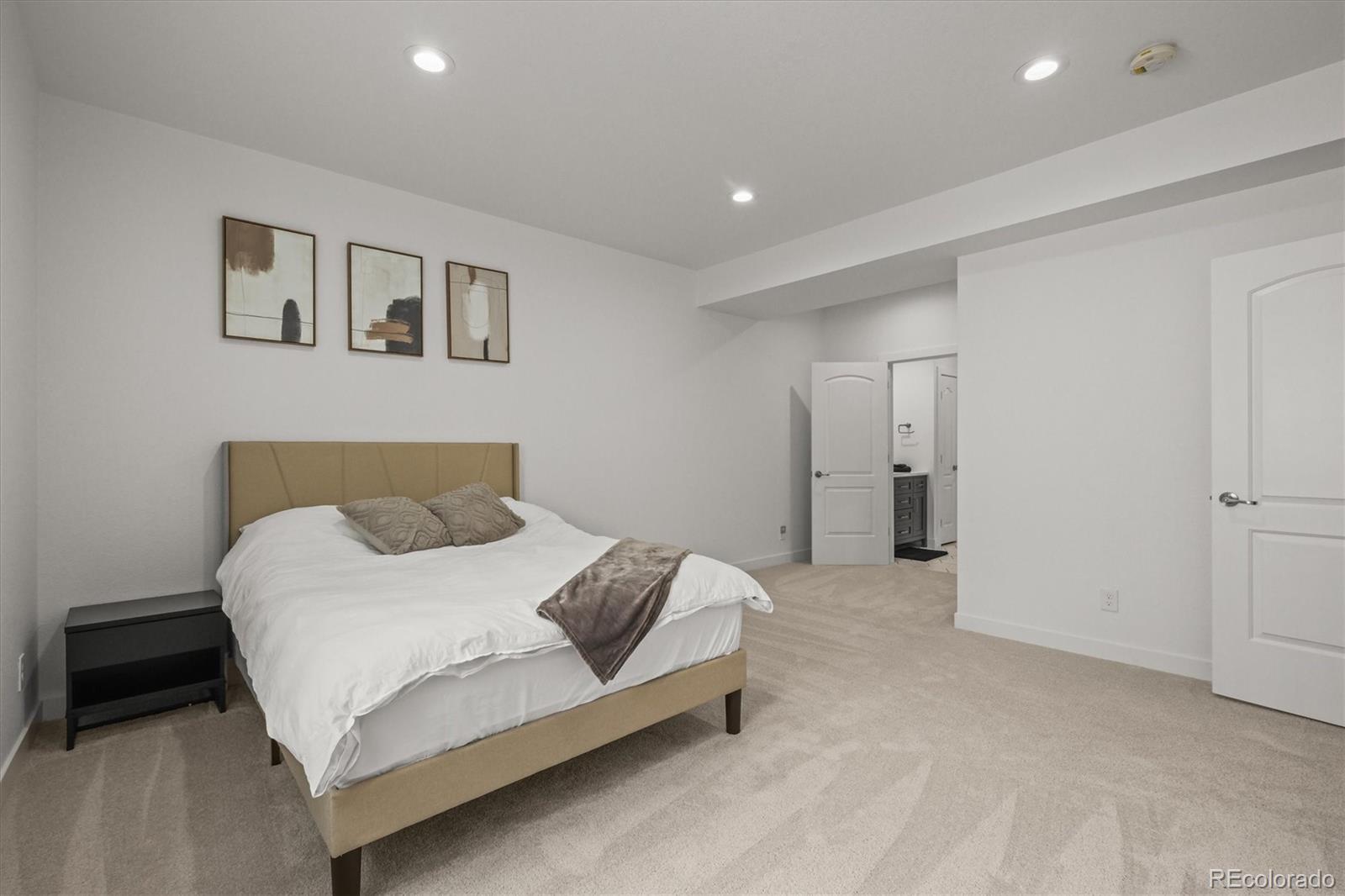 MLS Image #33 for 8023  gore creek lane,littleton, Colorado