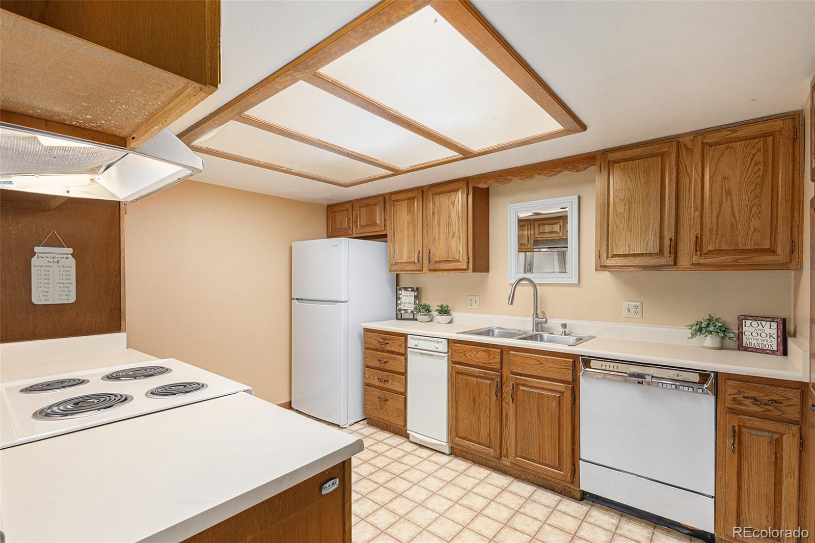 MLS Image #20 for 3103  broadmoor valley road,colorado springs, Colorado