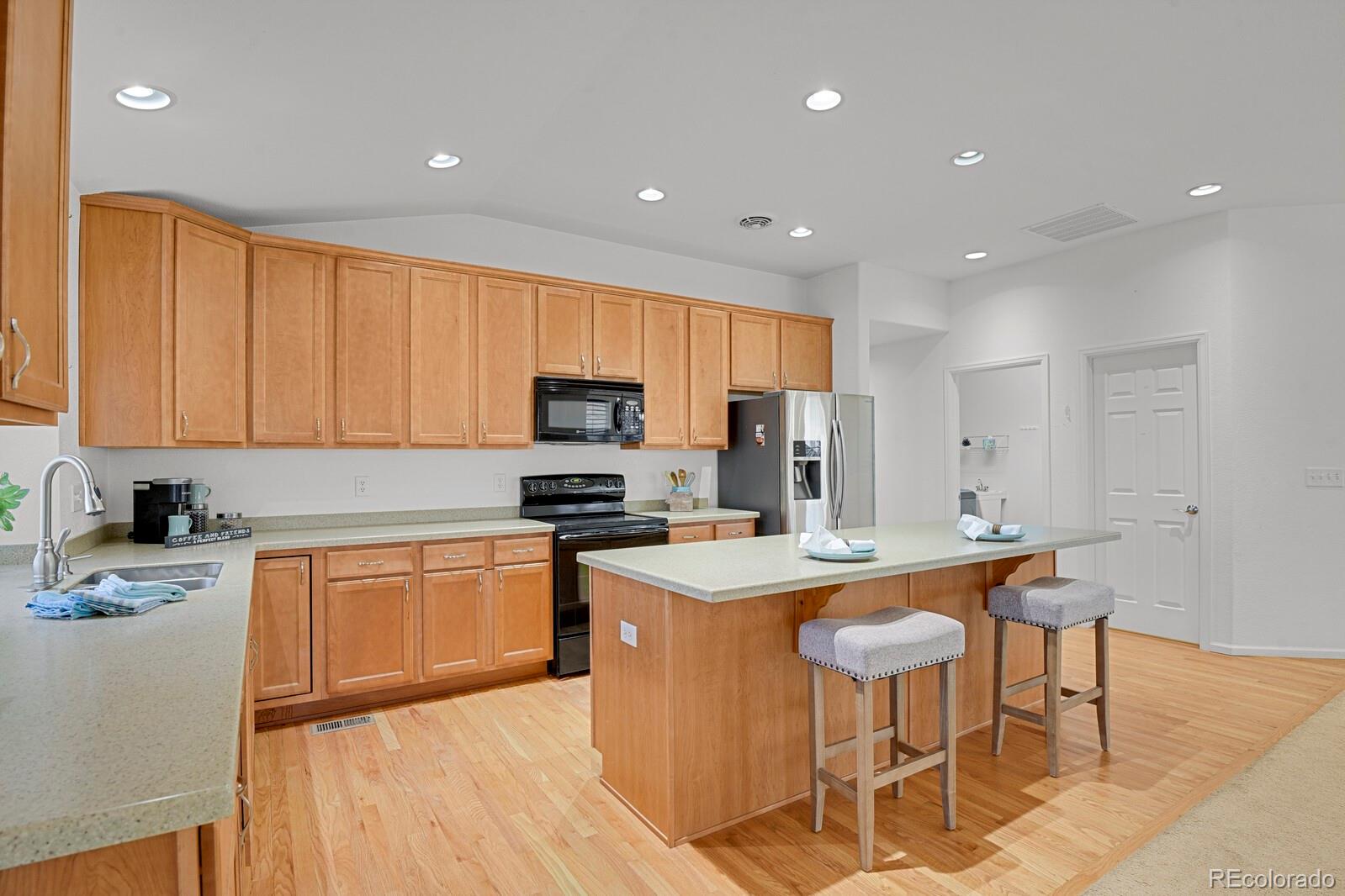 MLS Image #5 for 2775 s jebel way,aurora, Colorado