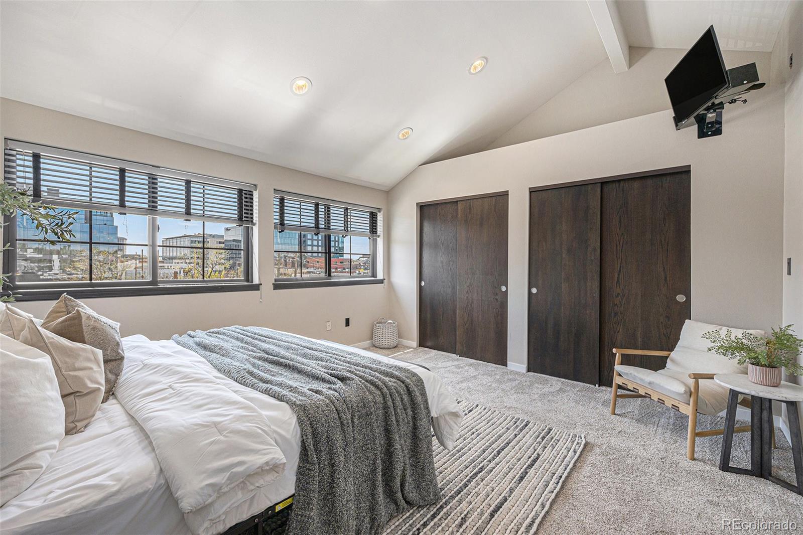 MLS Image #16 for 345  fillmore street,denver, Colorado