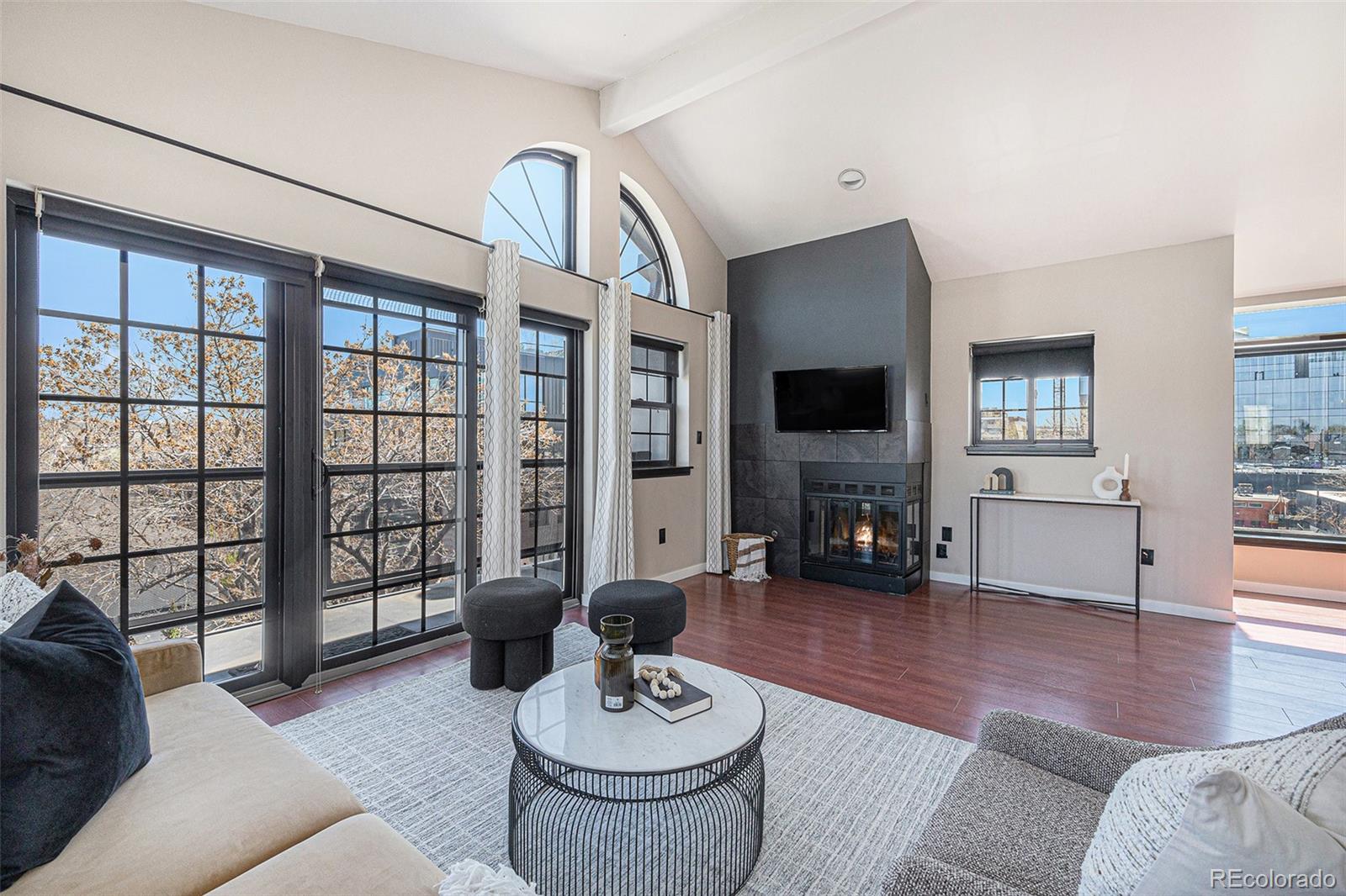 MLS Image #4 for 345  fillmore street,denver, Colorado