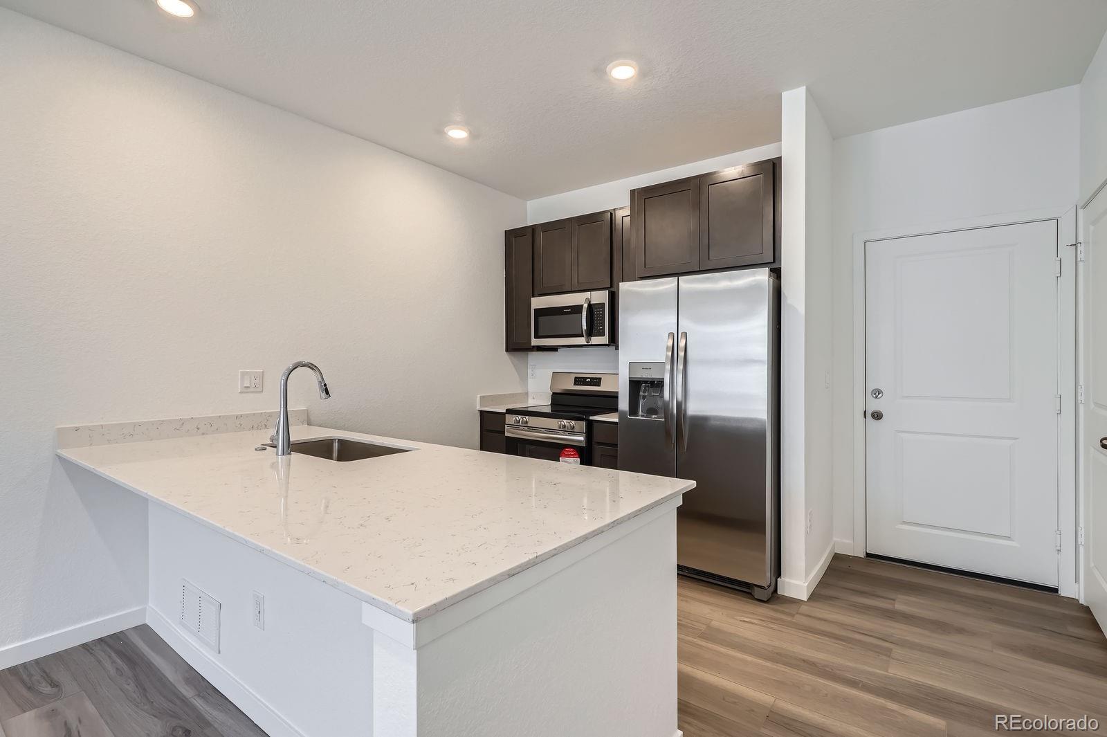 MLS Image #2 for 1986 s haleyville way,aurora, Colorado