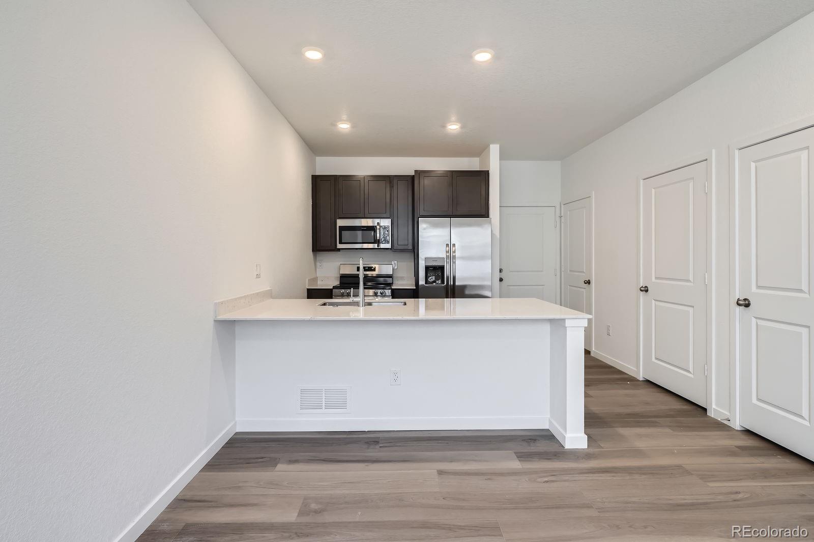 MLS Image #3 for 1986 s haleyville way,aurora, Colorado