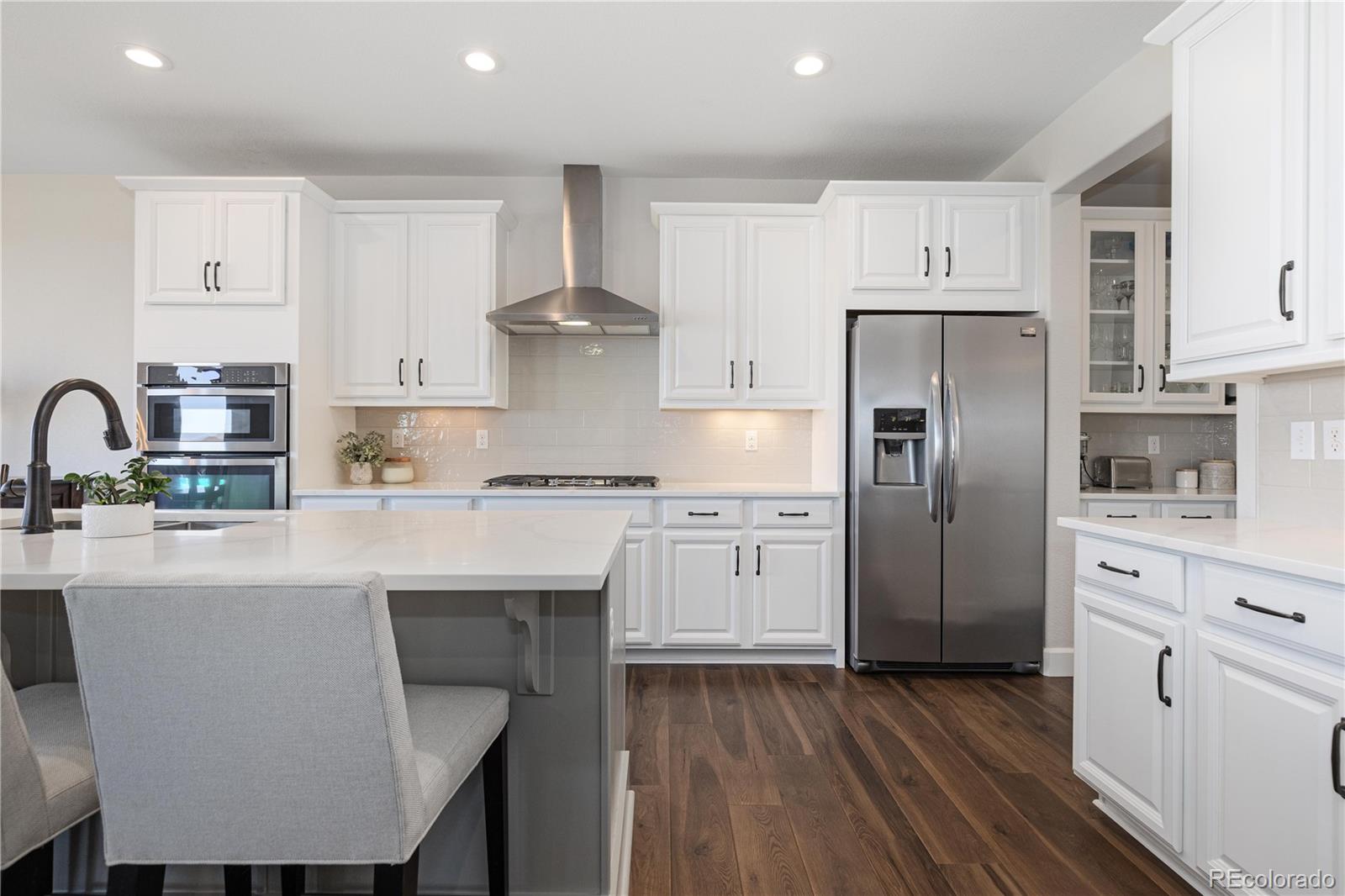MLS Image #3 for 11916 s meander way,parker, Colorado